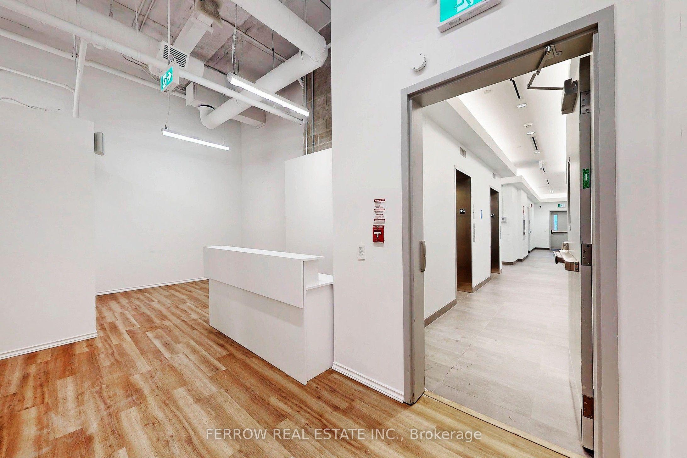 #102 - 336 Queen Street Property Photo 3