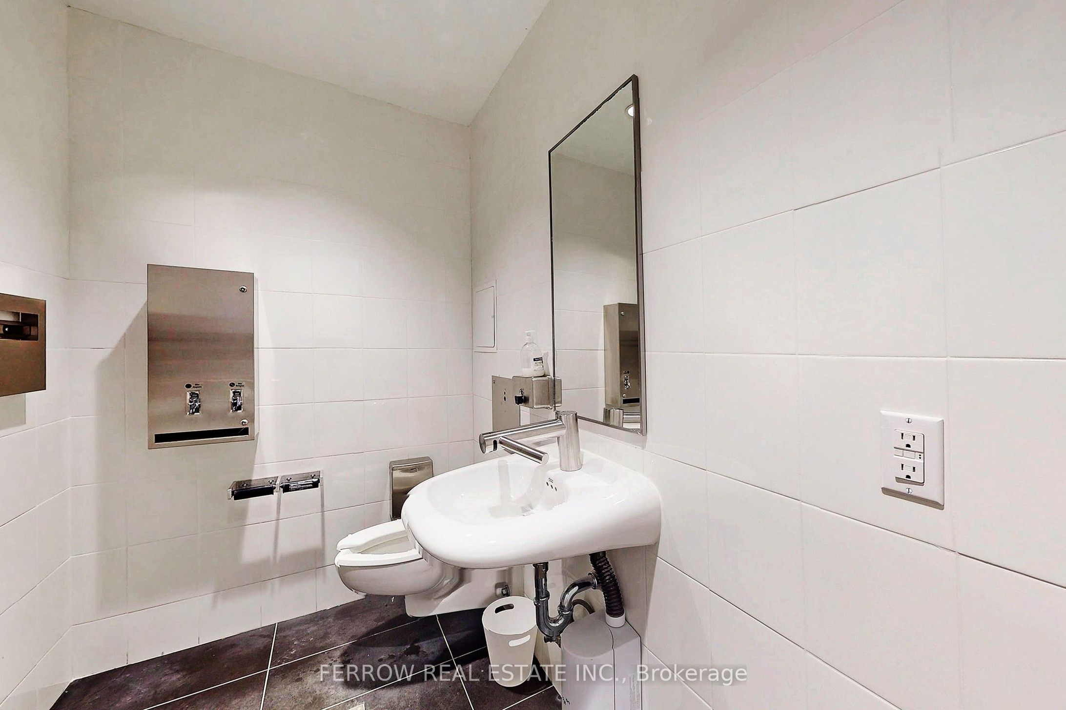 #102 - 336 Queen Street Property Photo 30