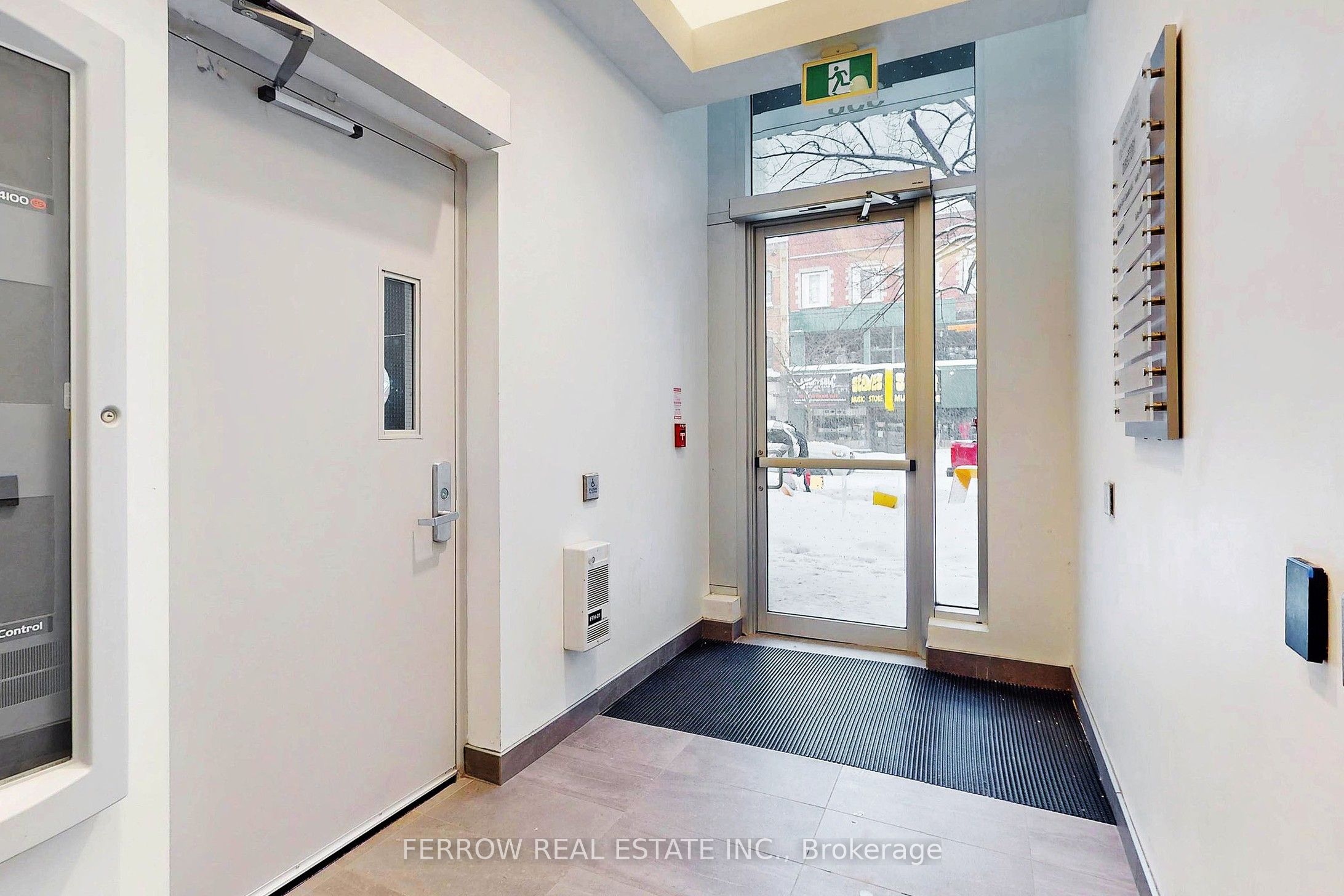#102 - 336 Queen Street Property Photo 31