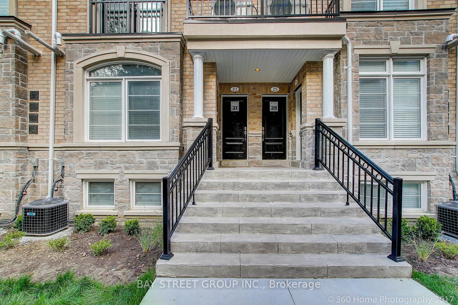 #23 - 39 Drewry Avenue Property Photo 3