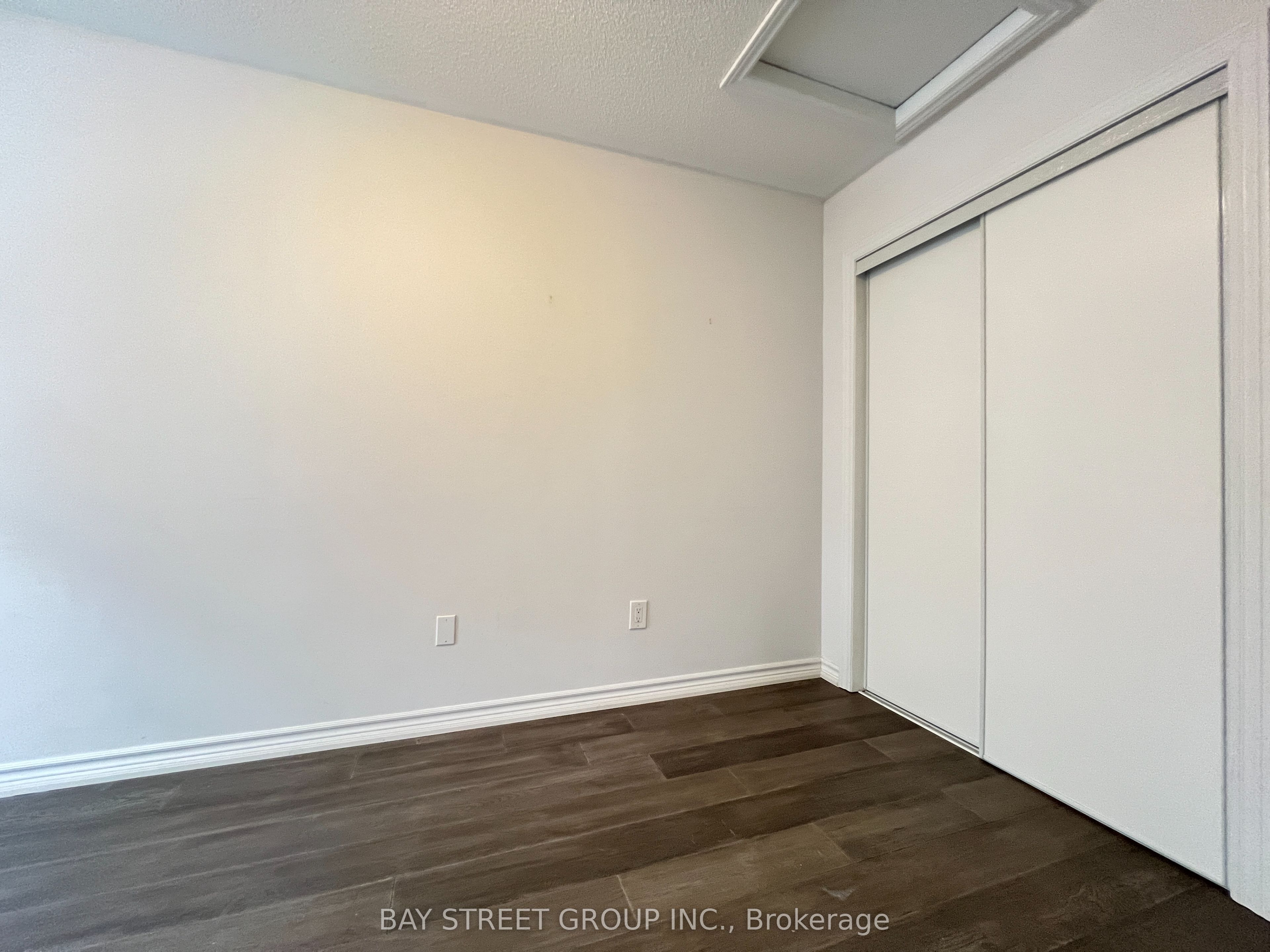 #23 - 39 Drewry Avenue Property Photo 17
