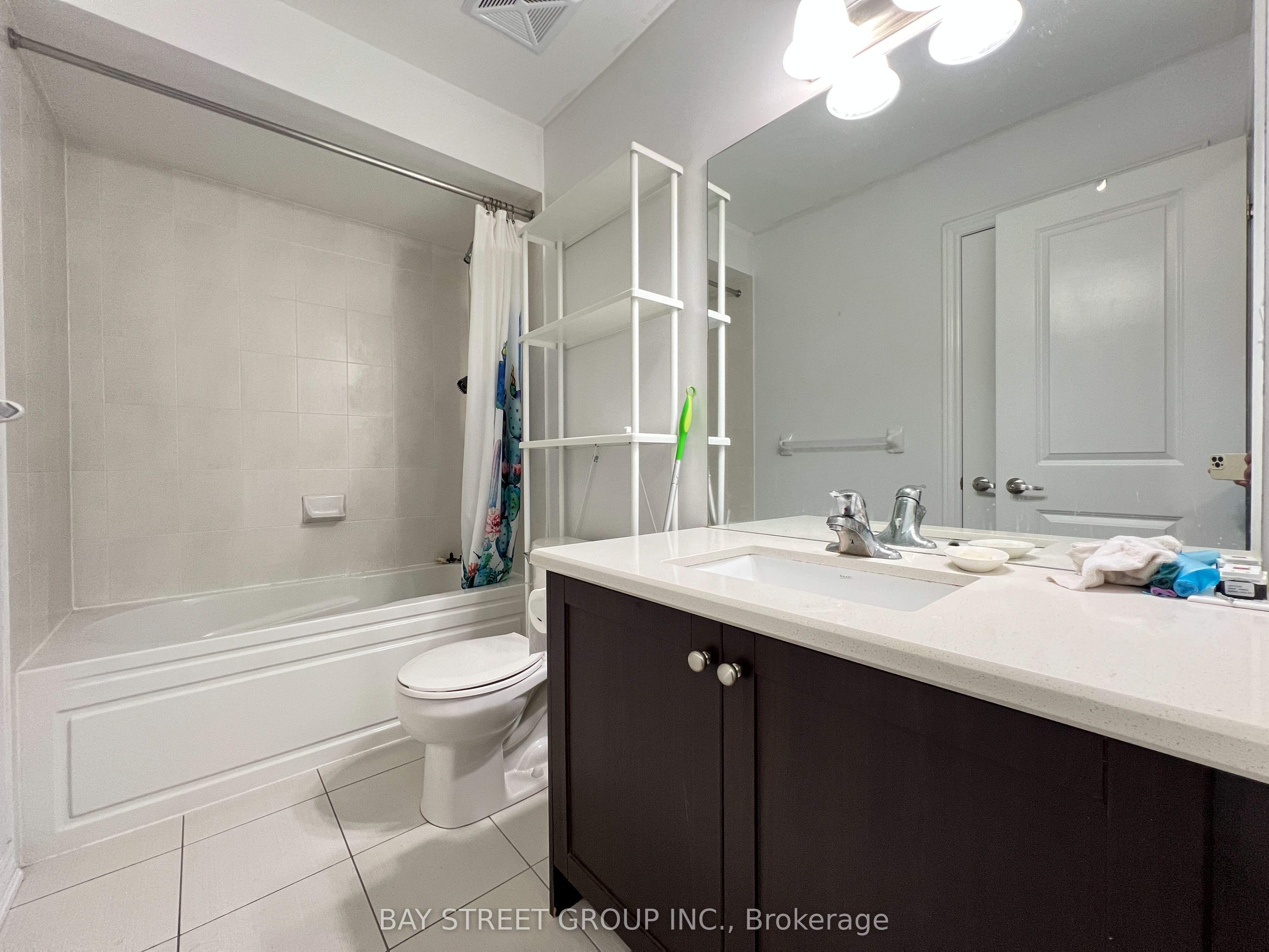 #23 - 39 Drewry Avenue Property Photo 23