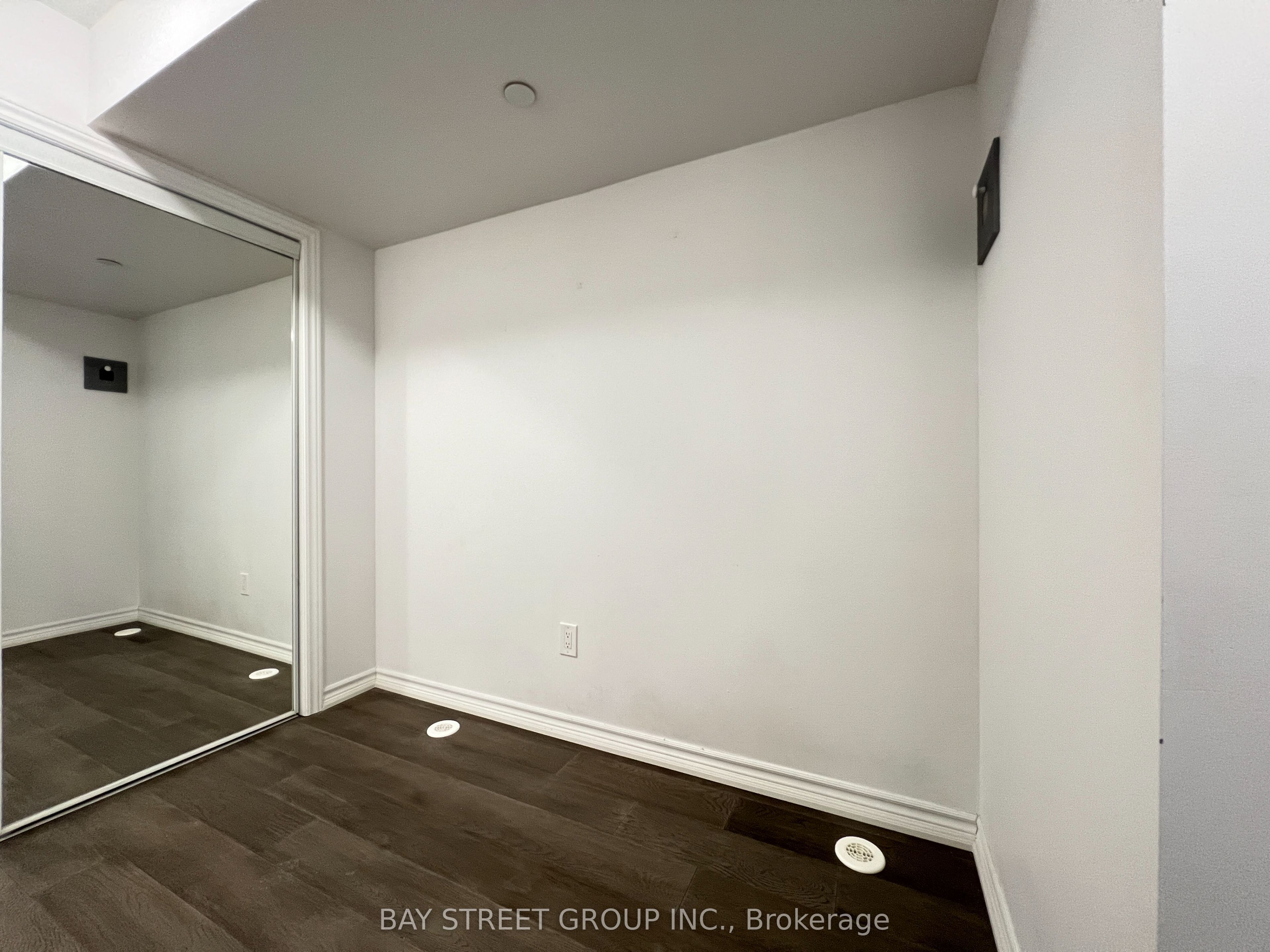 #23 - 39 Drewry Avenue Property Photo 24
