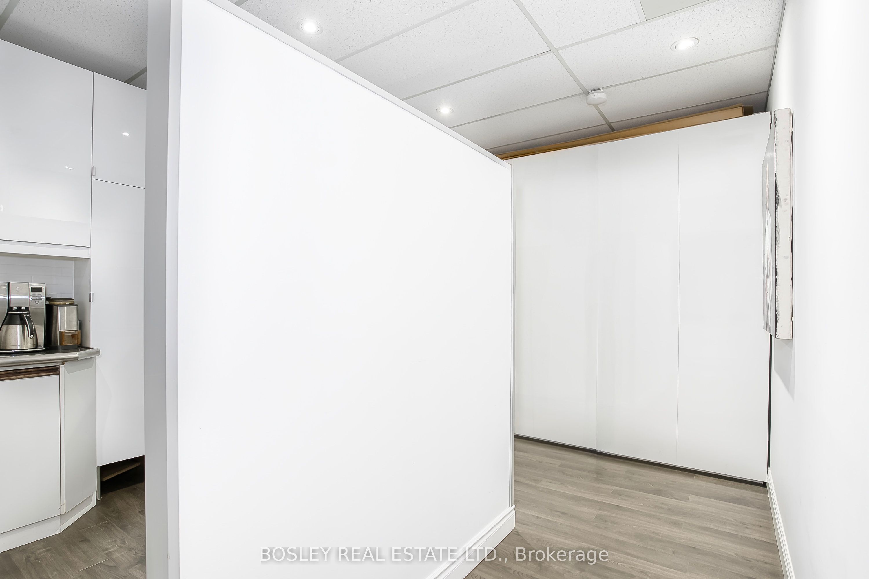 #416 - 120 Carlton Street Property Photo 11