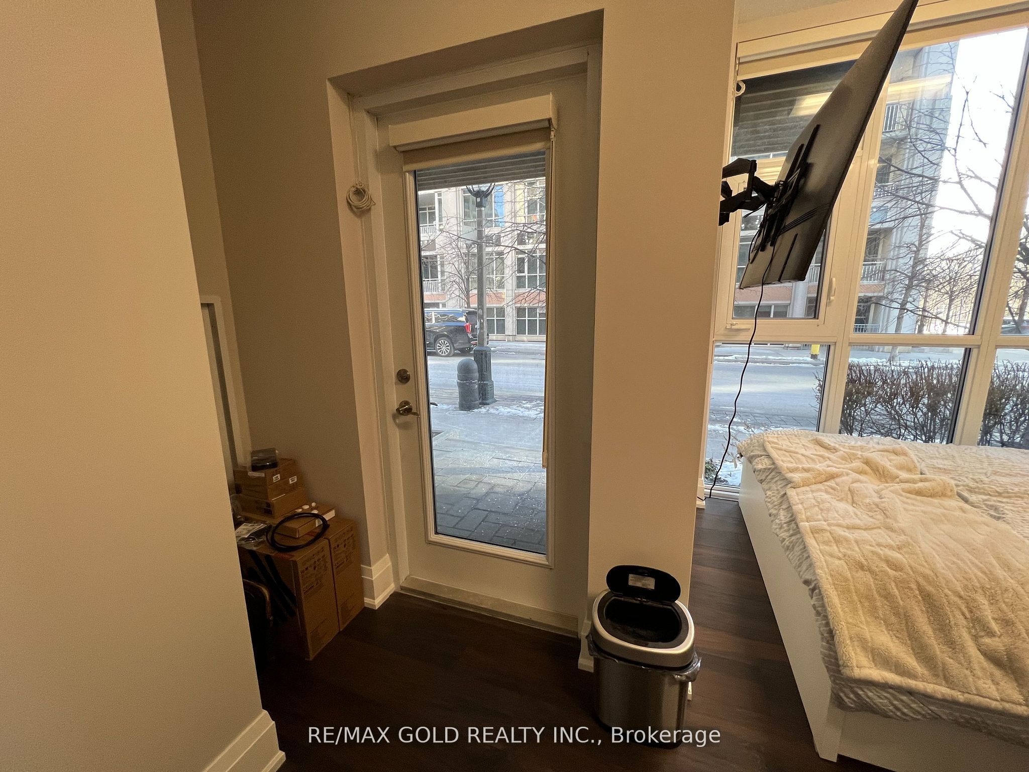 #108 - 23 Bastion Street Property Photo 12