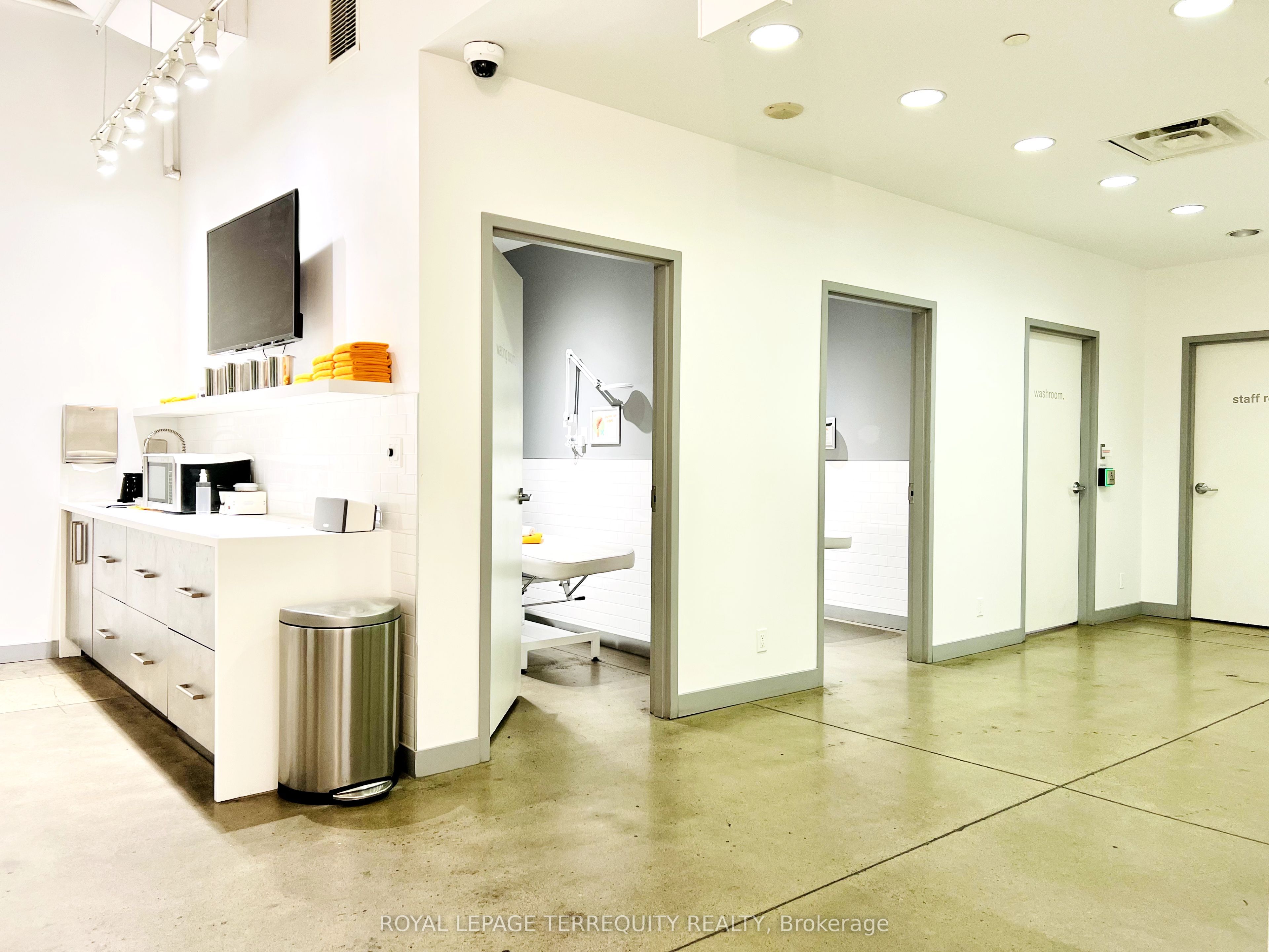 12 Clock Tower Road Property Photo 6