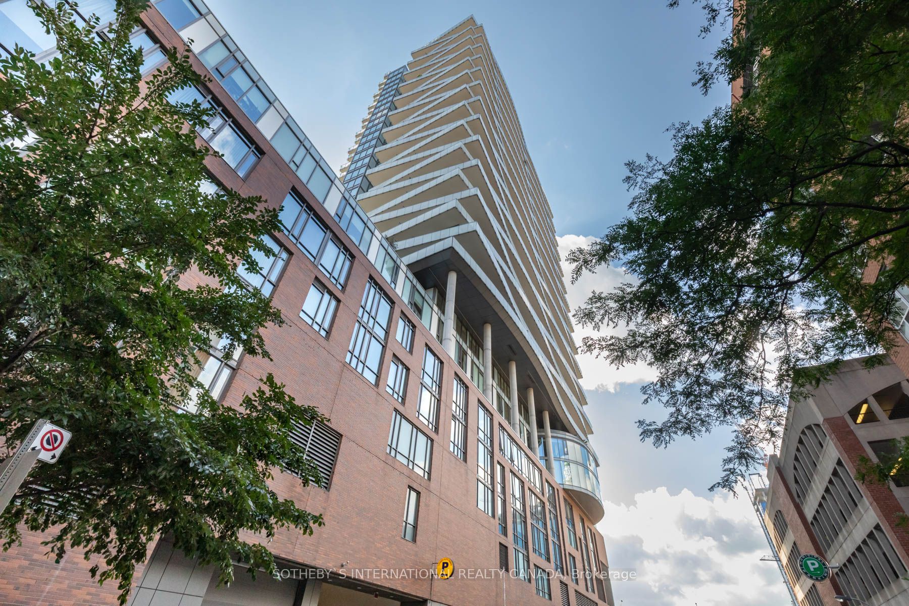 #621 - 1 Market Street Property Photo 1