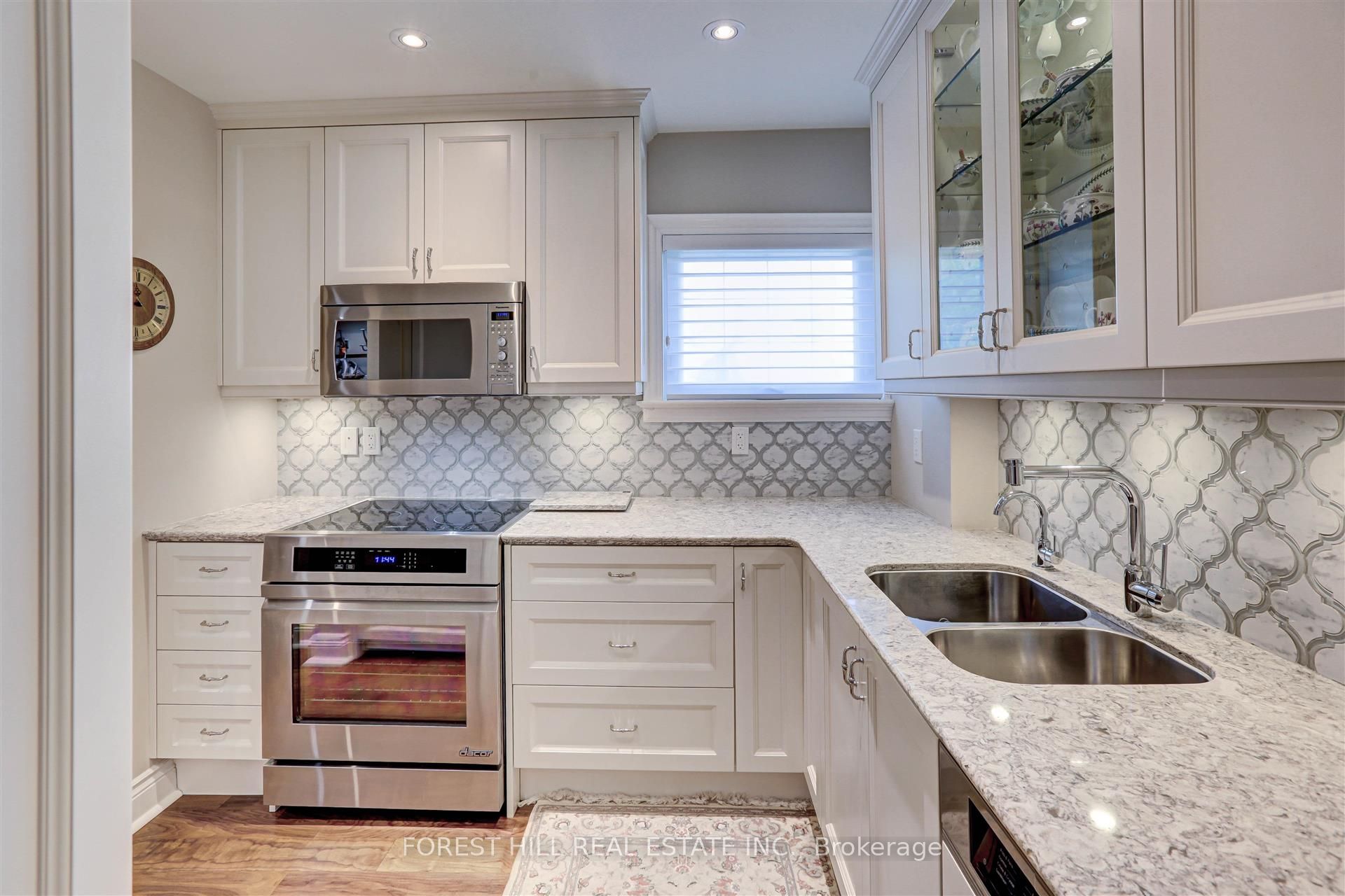 465 Spadina Road Property Photo 15