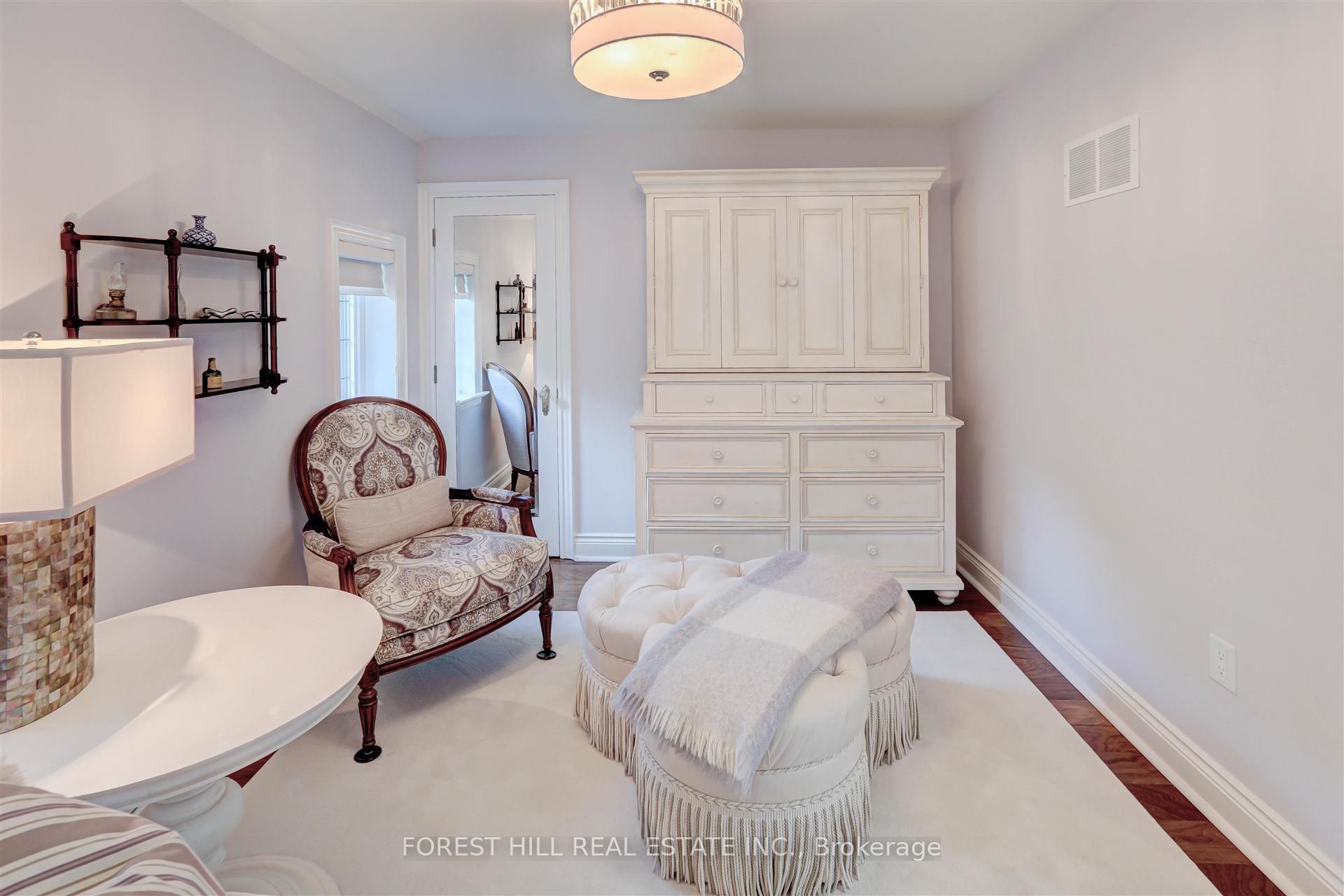 465 Spadina Road Property Photo 19