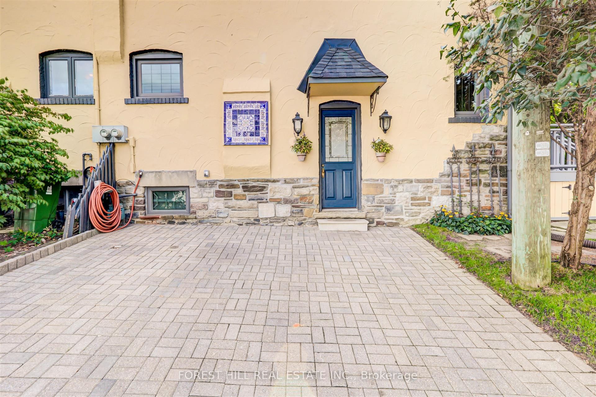465 Spadina Road Property Photo 28