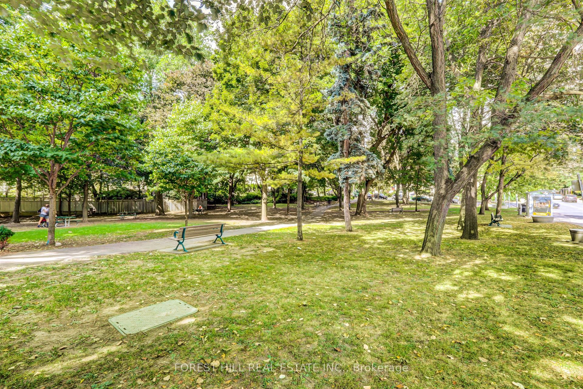 465 Spadina Road Property Photo 30