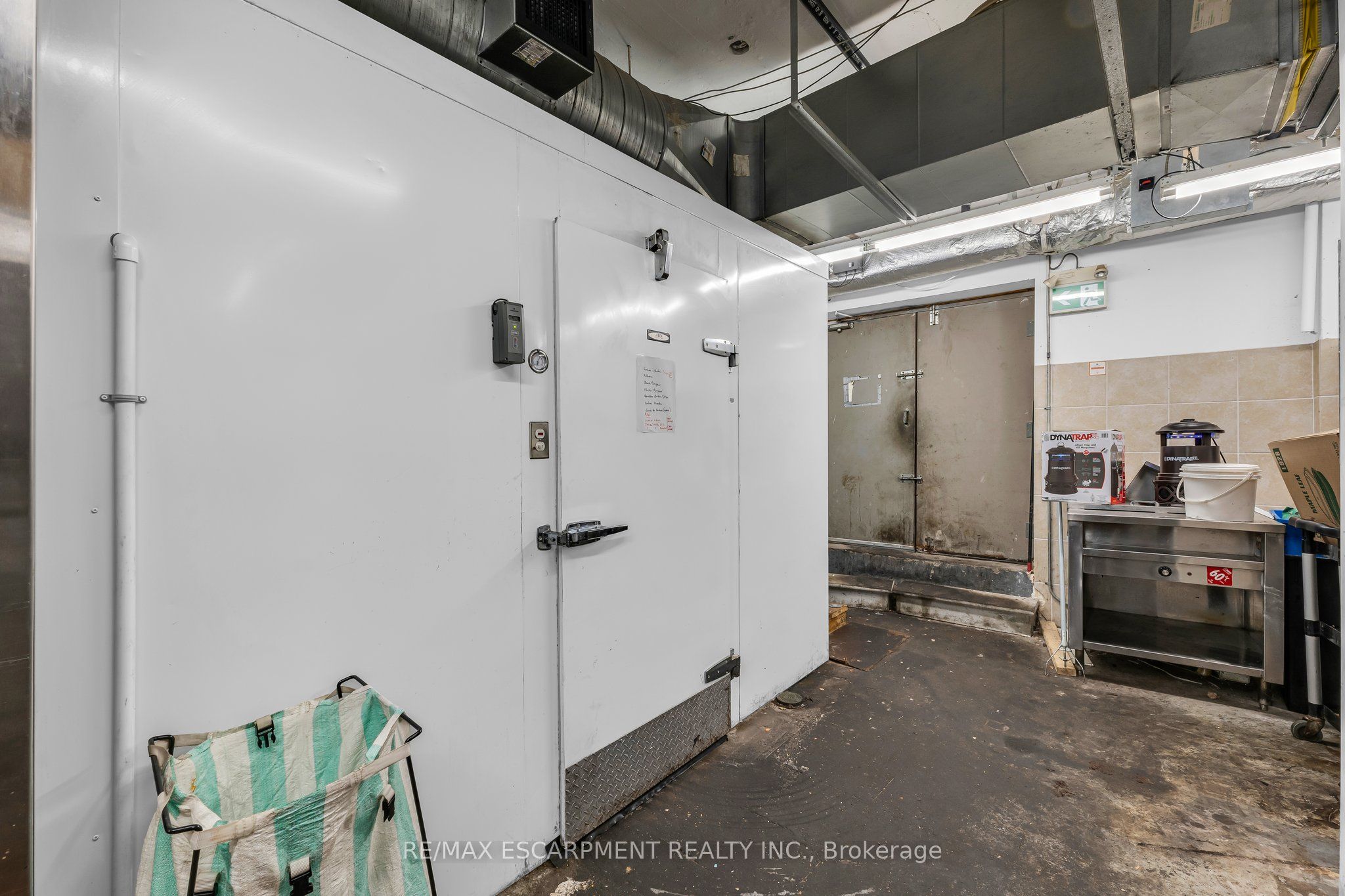 628 King Street Property Photo 27