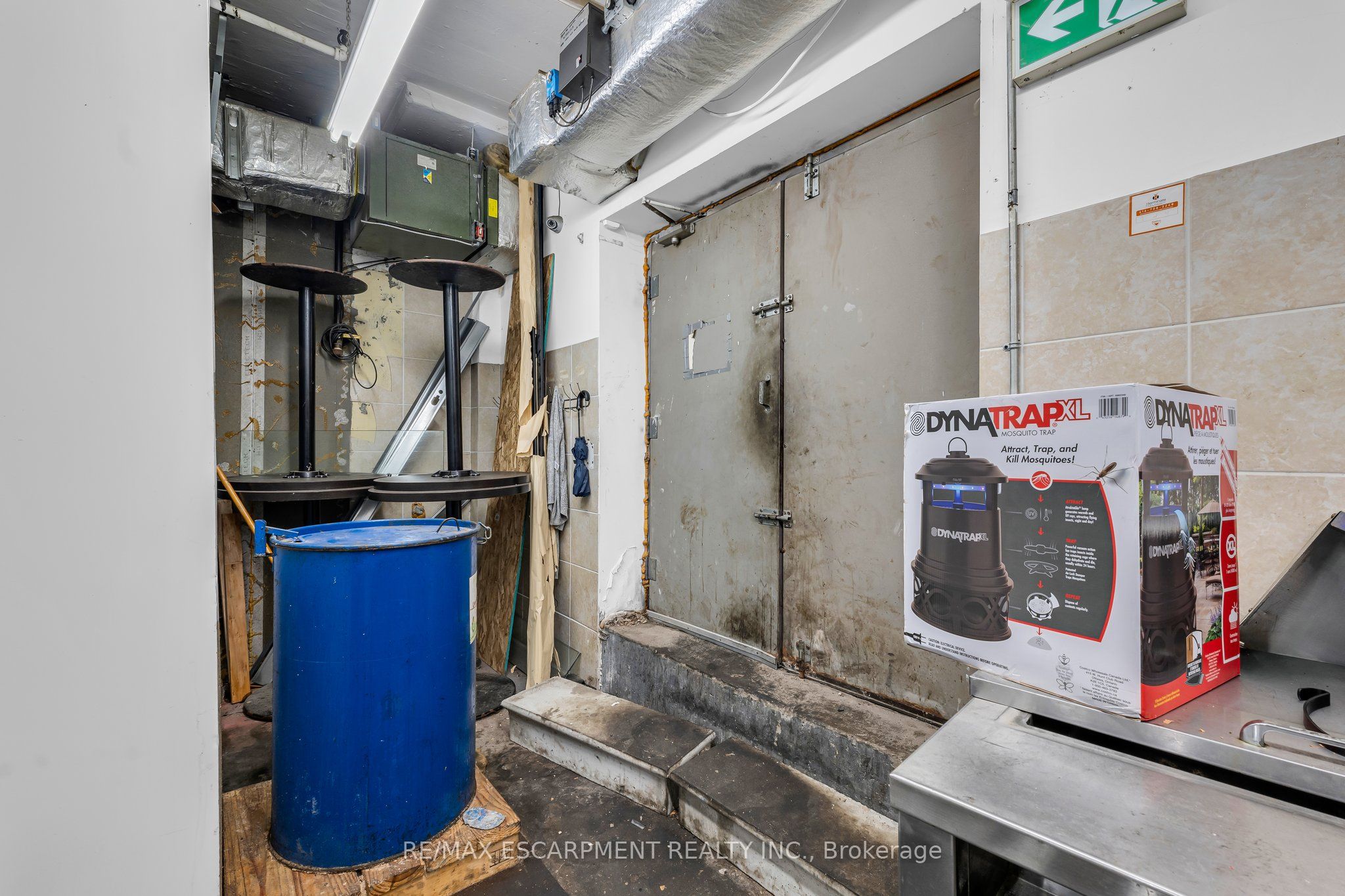 628 King Street Property Photo 28