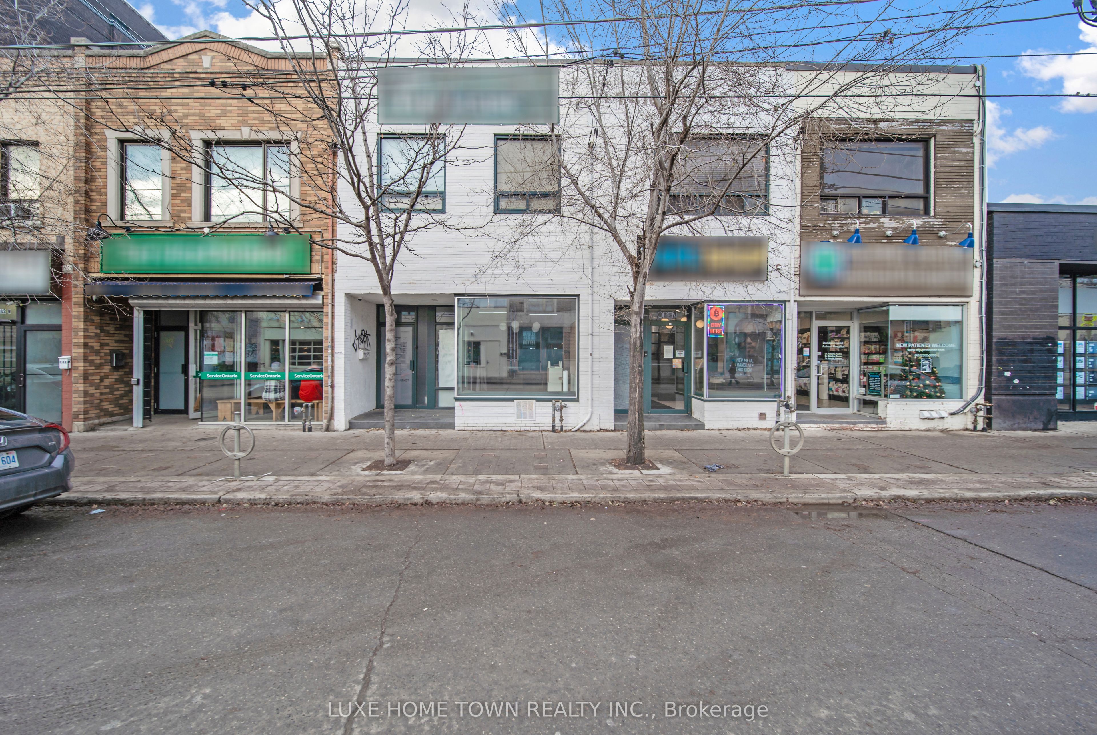 844 Dundas Street Property Photo 3