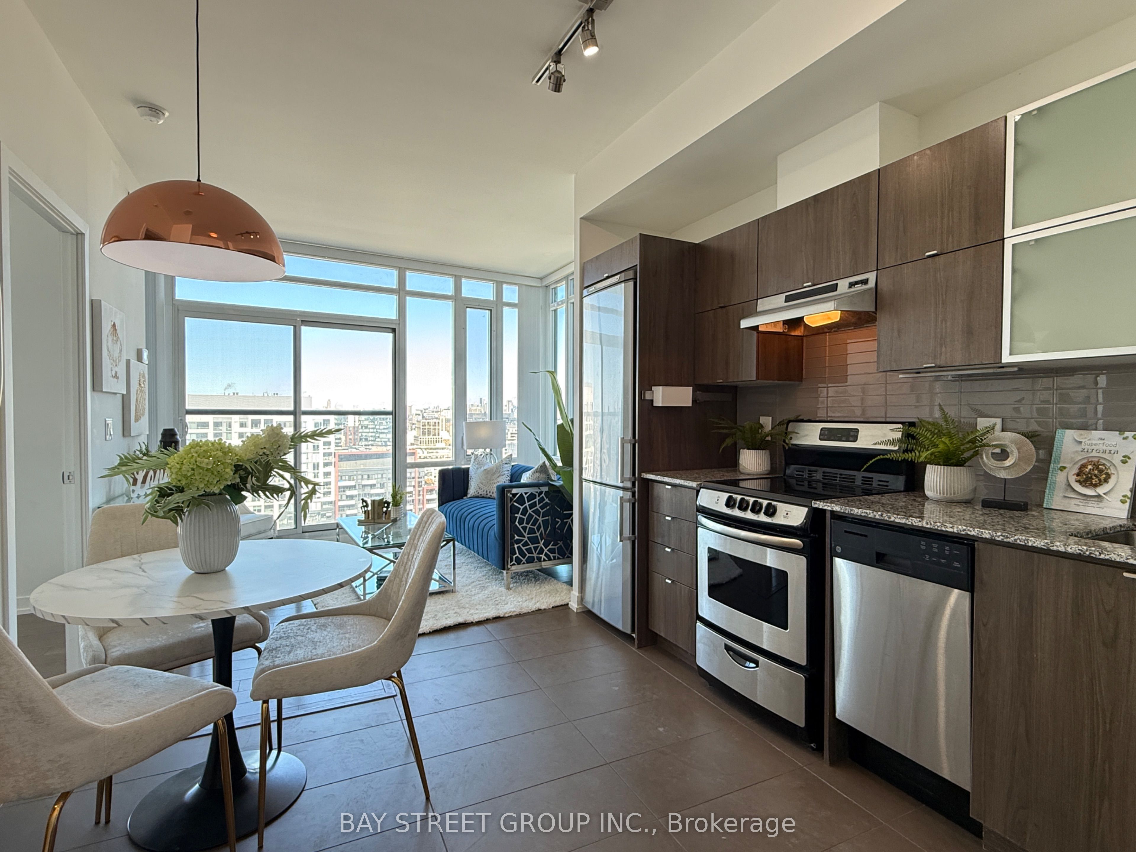 #2003 - 170 Fort York Boulevard Property Photo 12