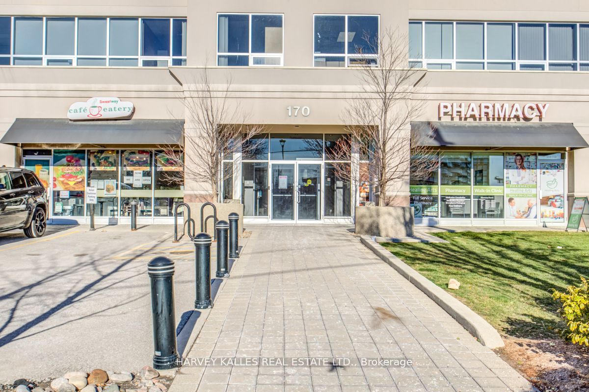 #405 - 170 The Donway West Property Photo 3