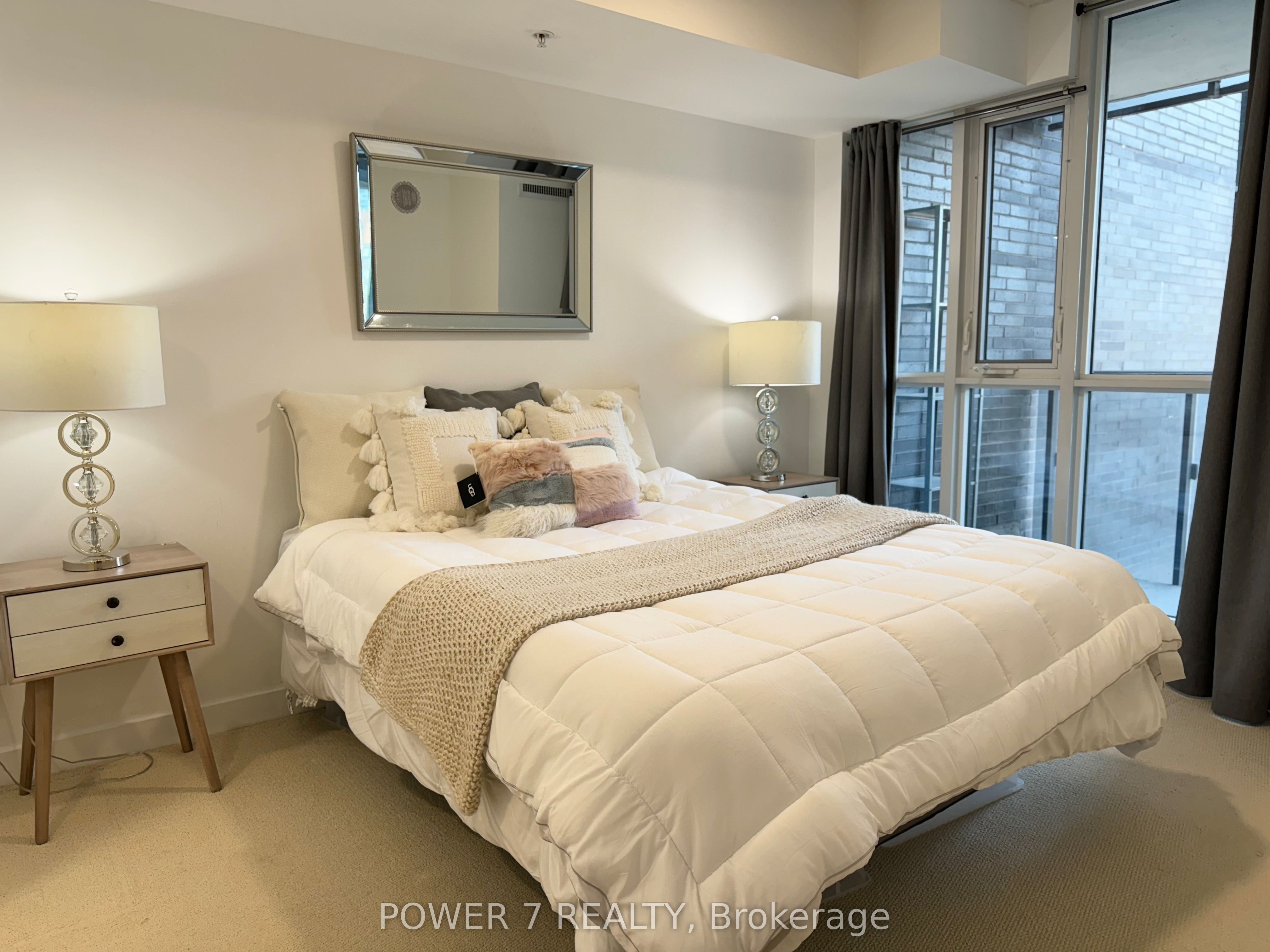 #503 - 295 Adelaide Street Property Photo 12