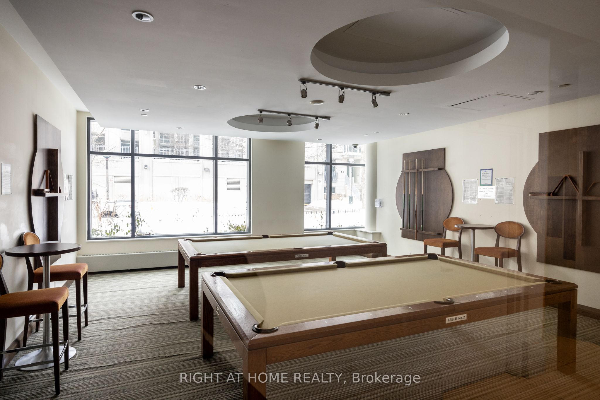 #2005 - 600 Fleet Street Property Photo 25