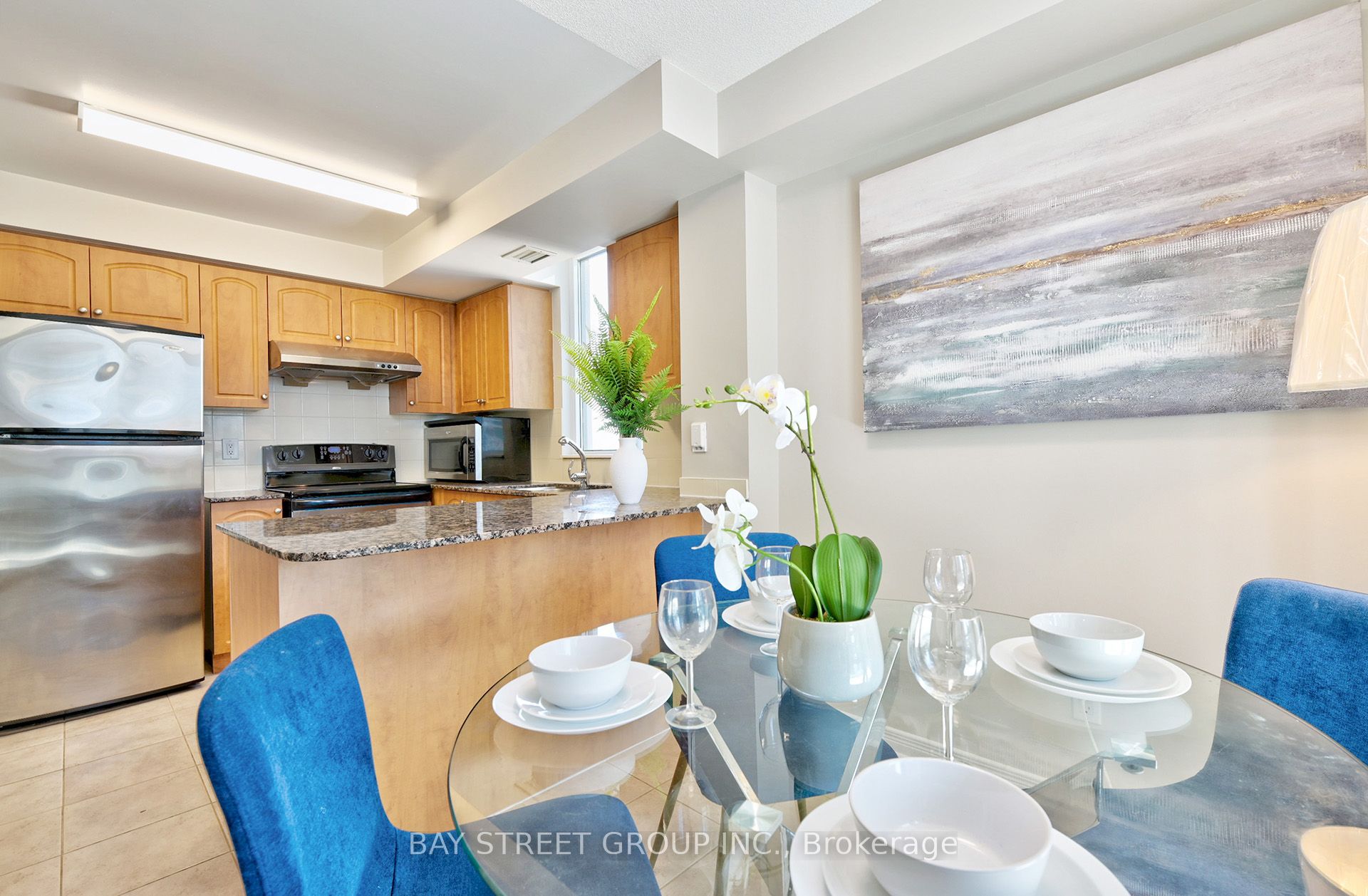 #616 - 503 Beecroft Road Property Photo 10