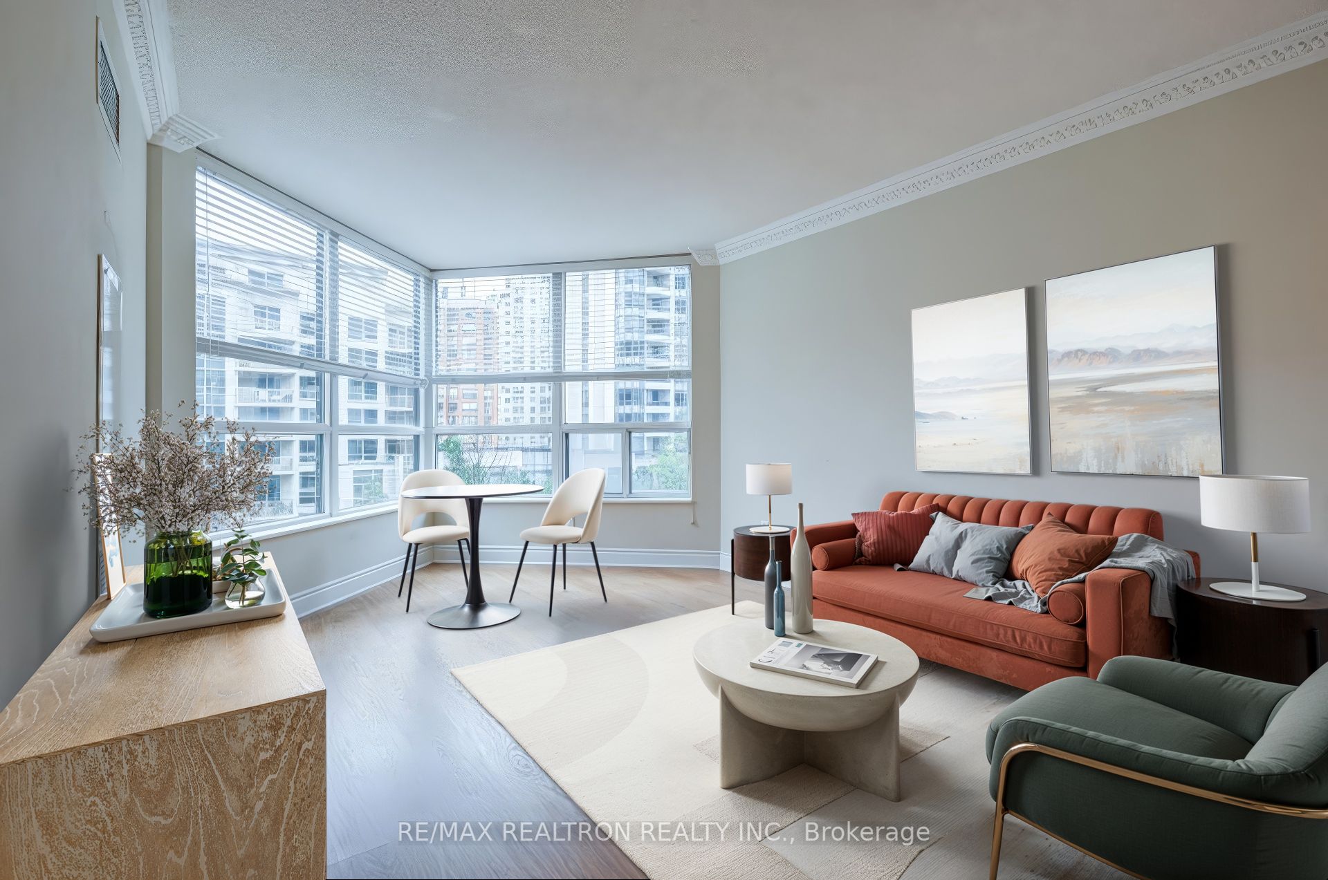 #410 - 10 Northtown Way Property Photo 2