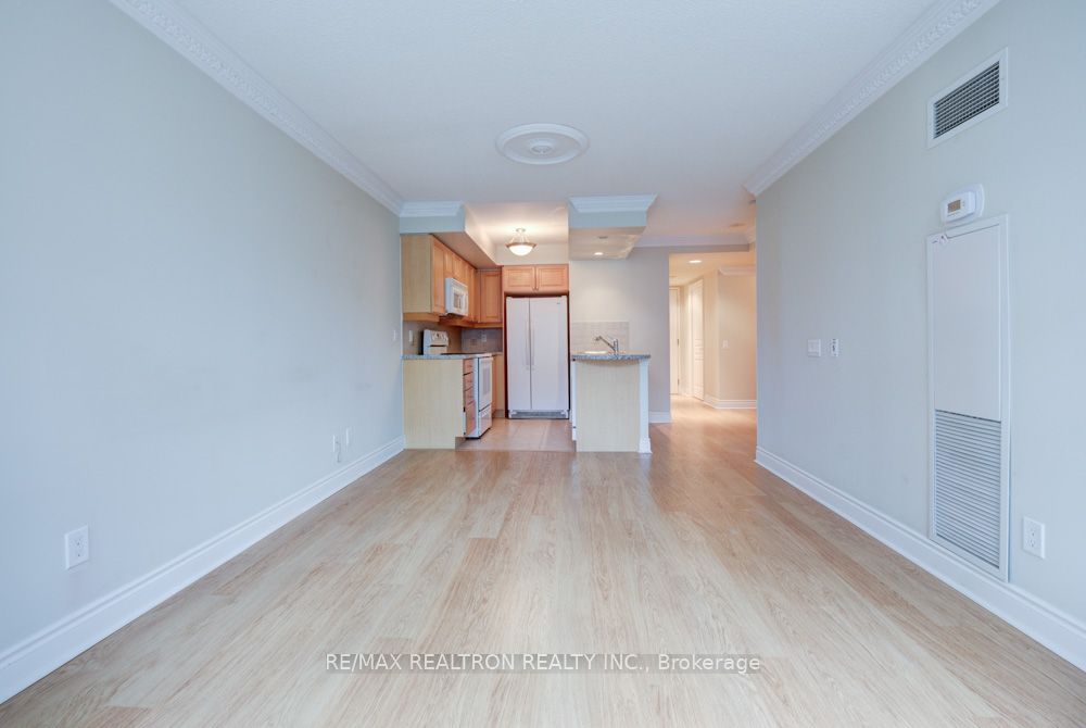 #410 - 10 Northtown Way Property Photo 16