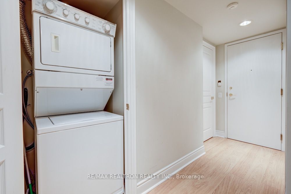 #410 - 10 Northtown Way Property Photo 27