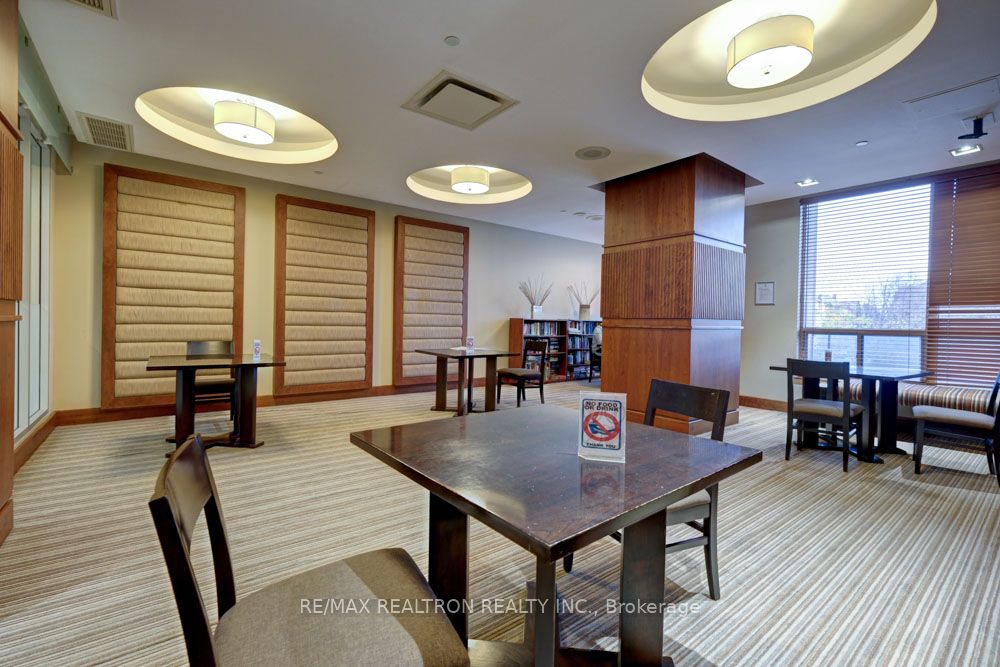 #410 - 10 Northtown Way Property Photo 33