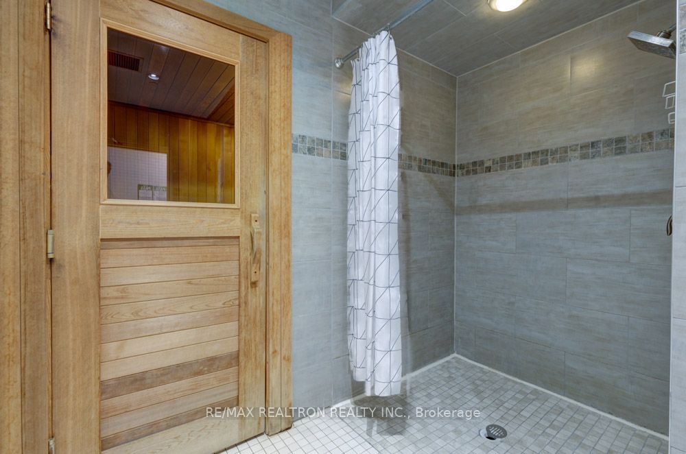 #410 - 10 Northtown Way Property Photo 35
