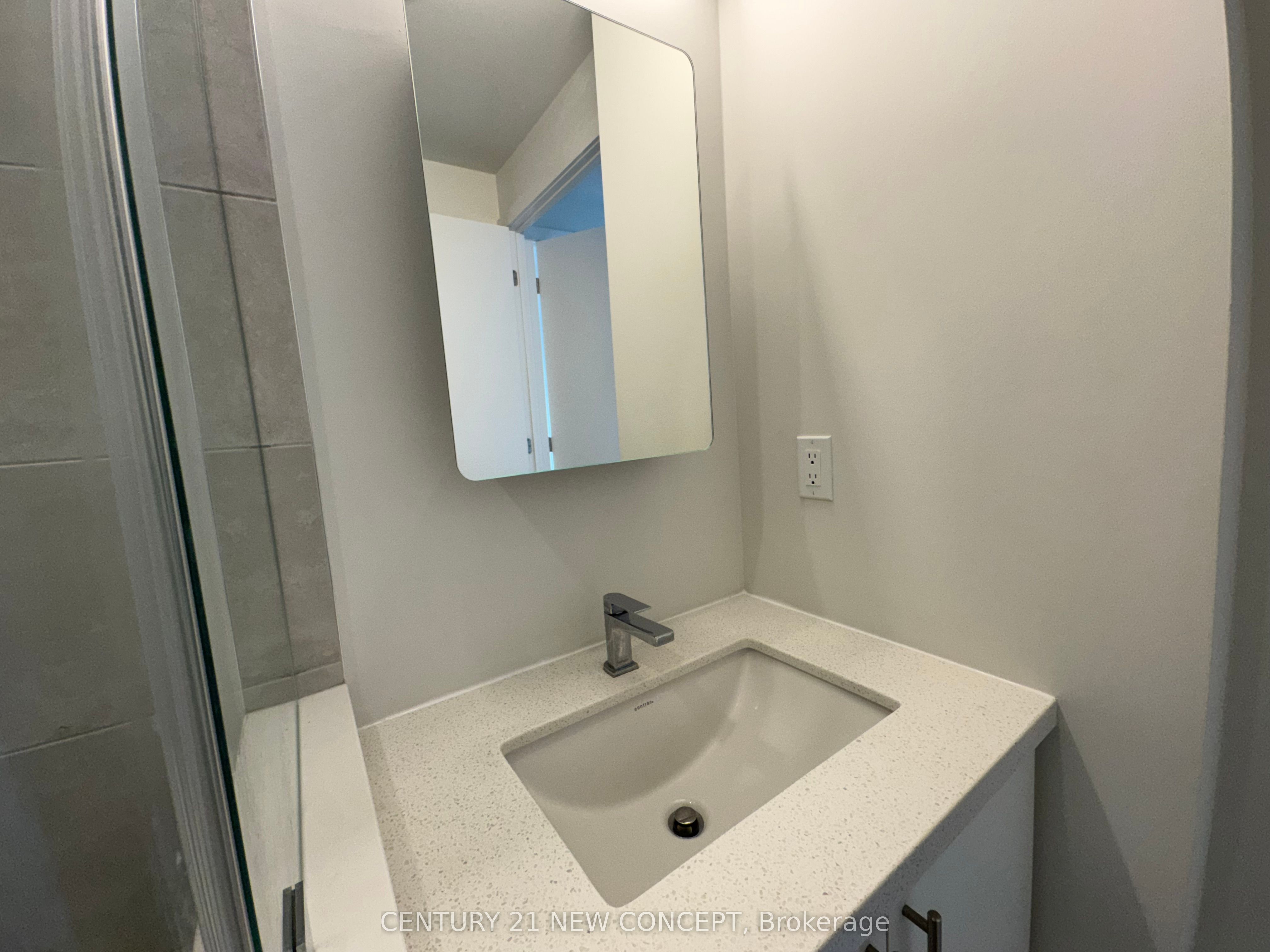 #707 - 15 Ellerslie Avenue Property Photo 13