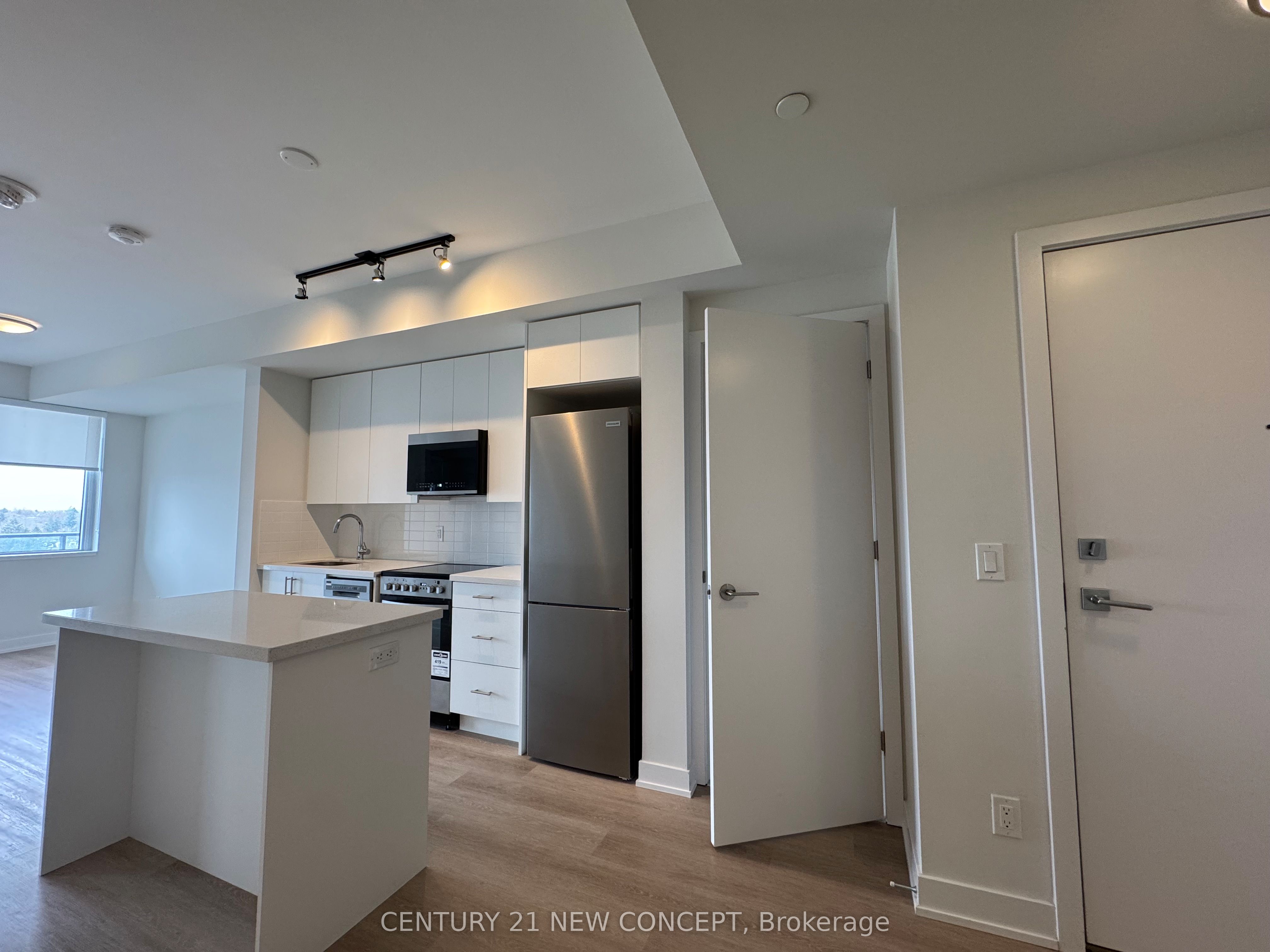 #707 - 15 Ellerslie Avenue Property Photo 15