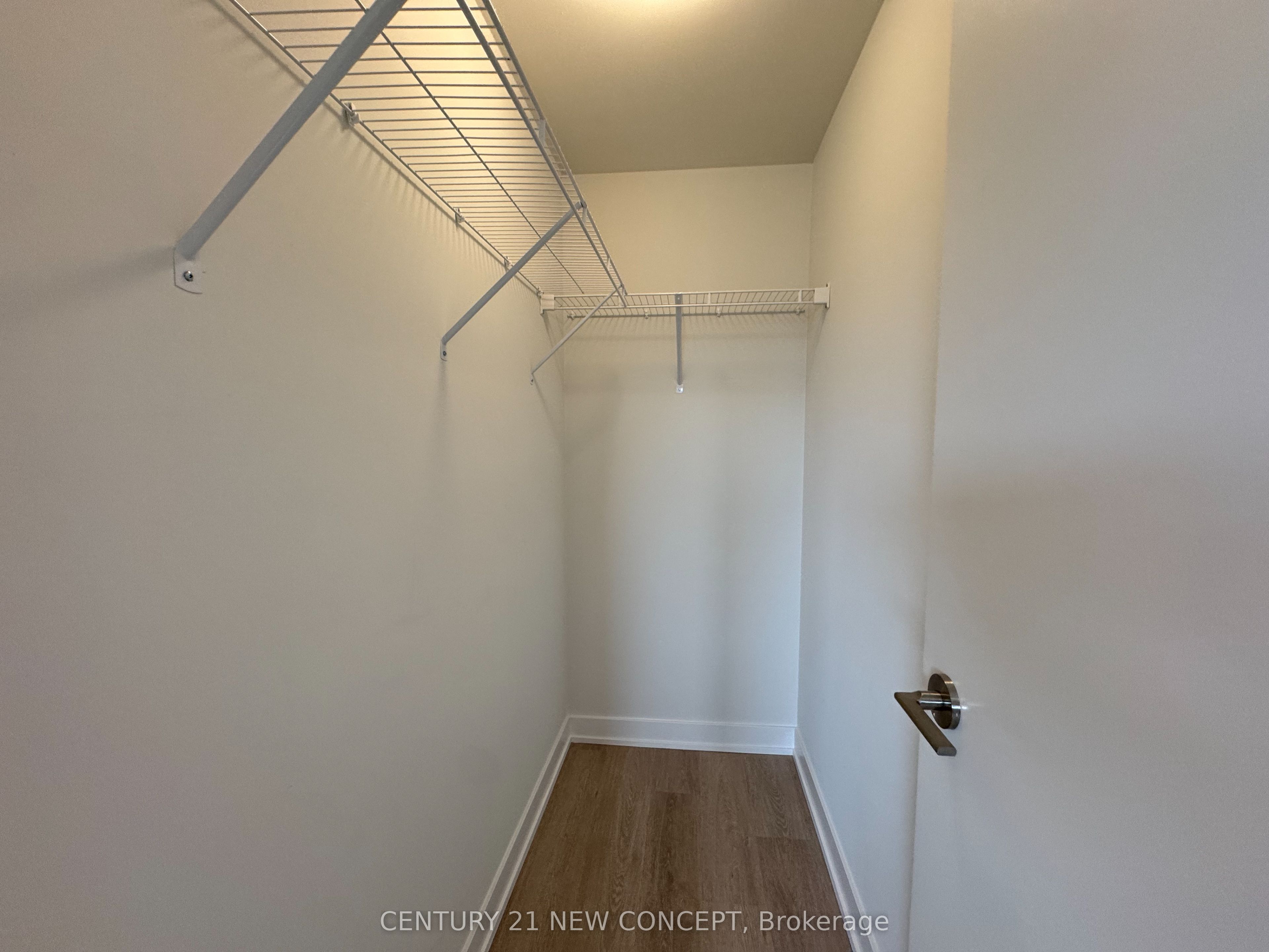 #707 - 15 Ellerslie Avenue Property Photo 21
