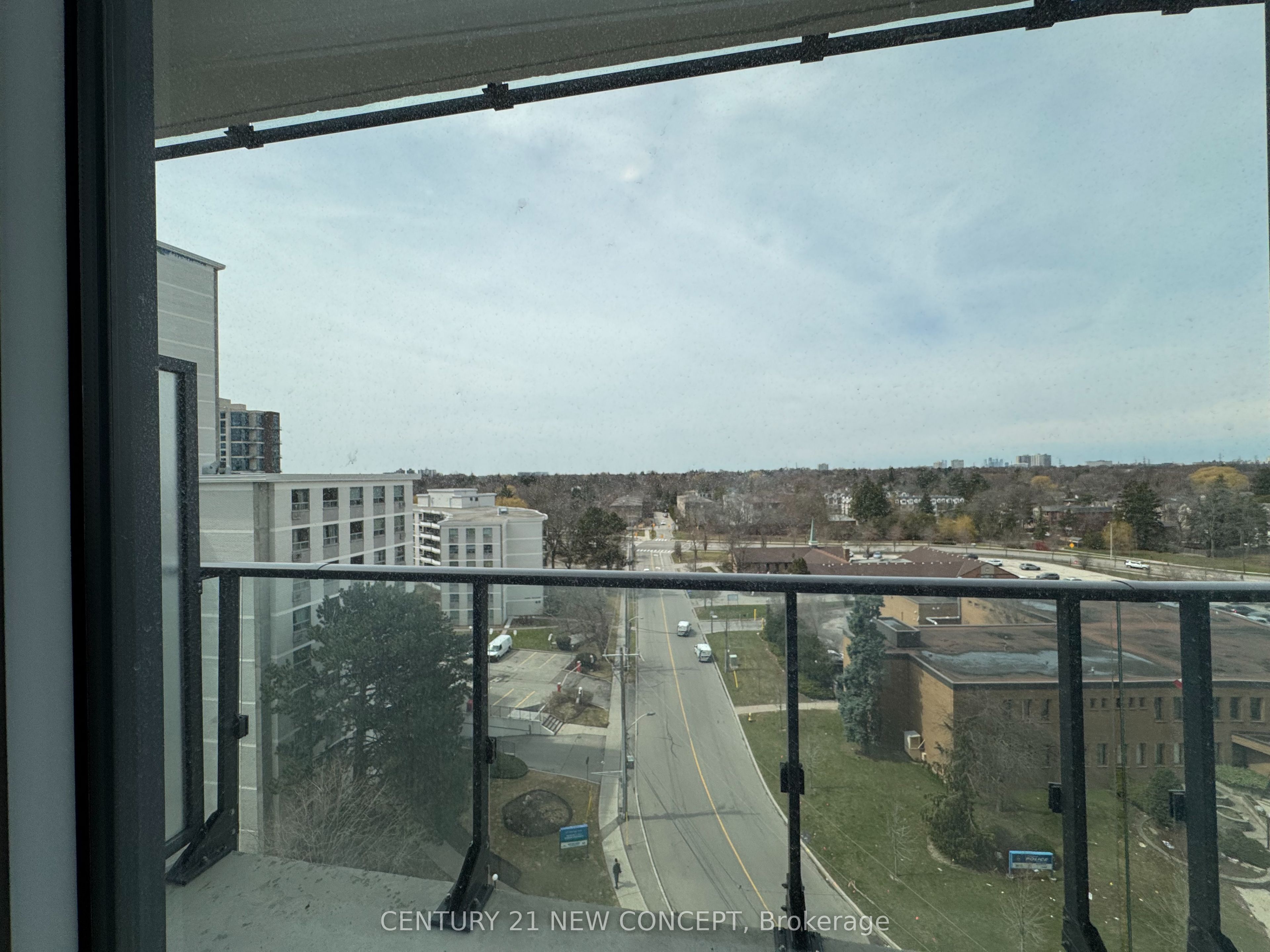 #707 - 15 Ellerslie Avenue Property Photo 24