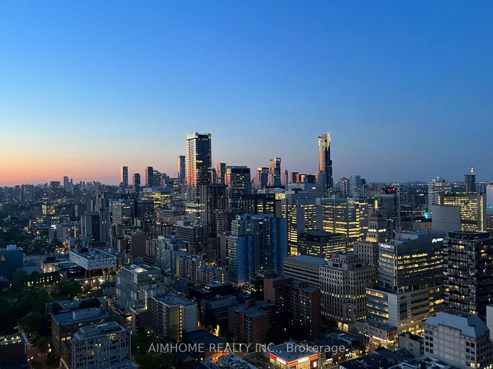#4009 - 290 Adelaide Street Property Photo 1