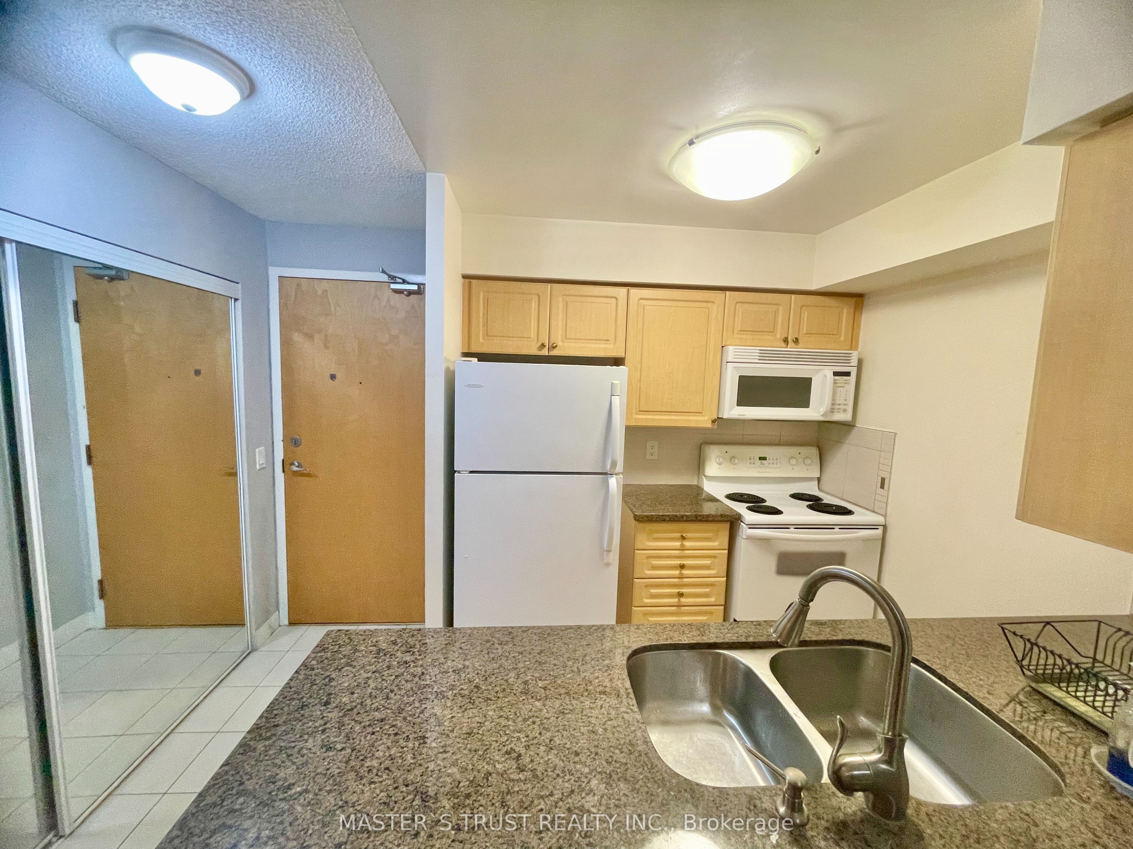 #3312 - 4968 Yonge Street Property Photo 7