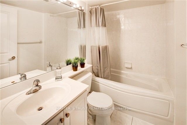 #3312 - 4968 Yonge Street Property Photo 22