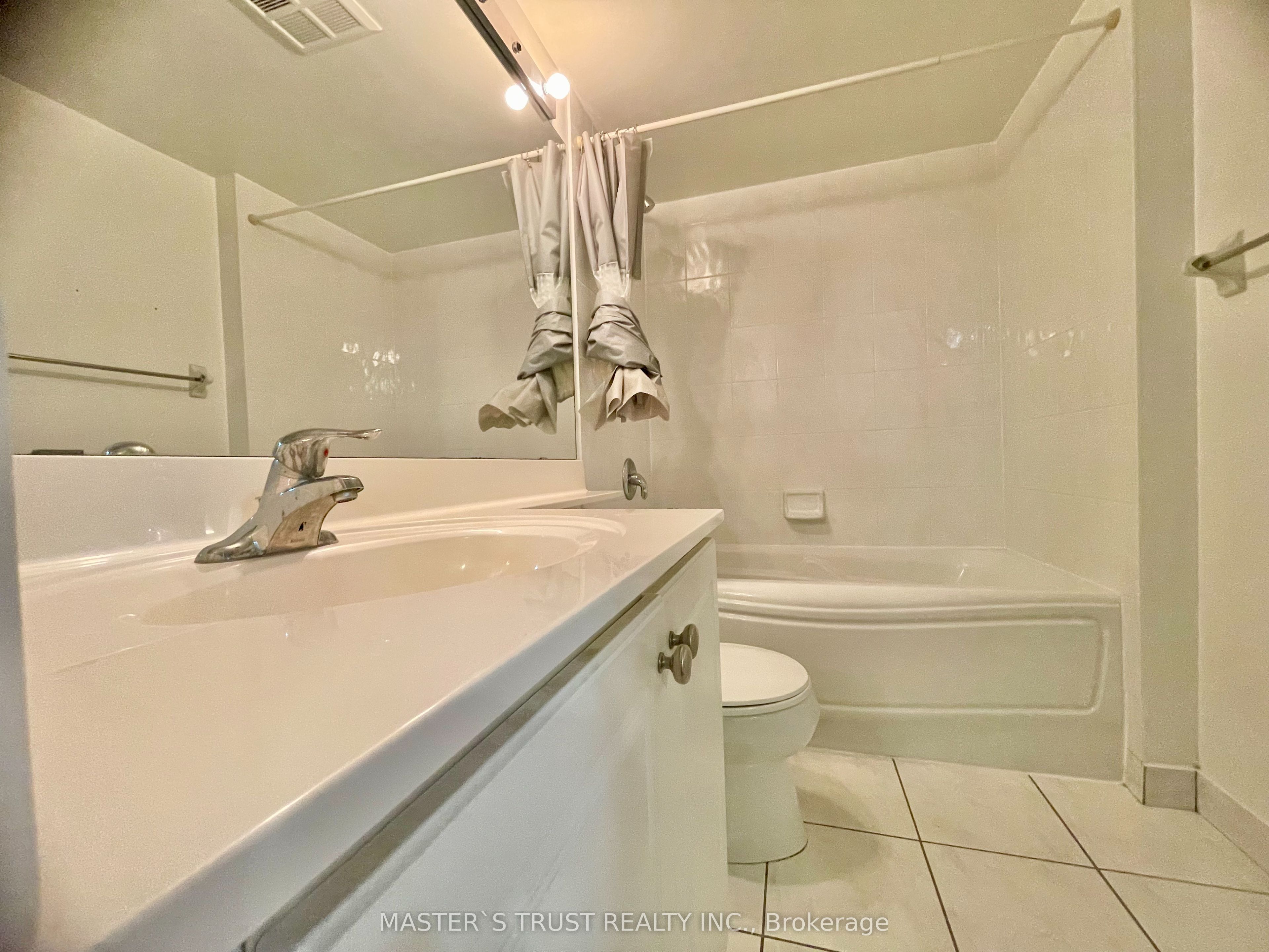 #3312 - 4968 Yonge Street Property Photo 23
