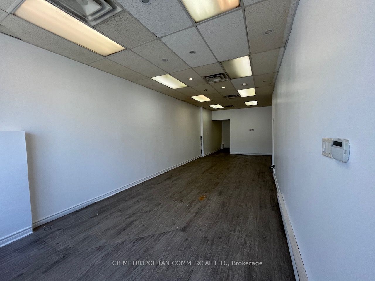 402 Spadina Avenue Property Photo 2