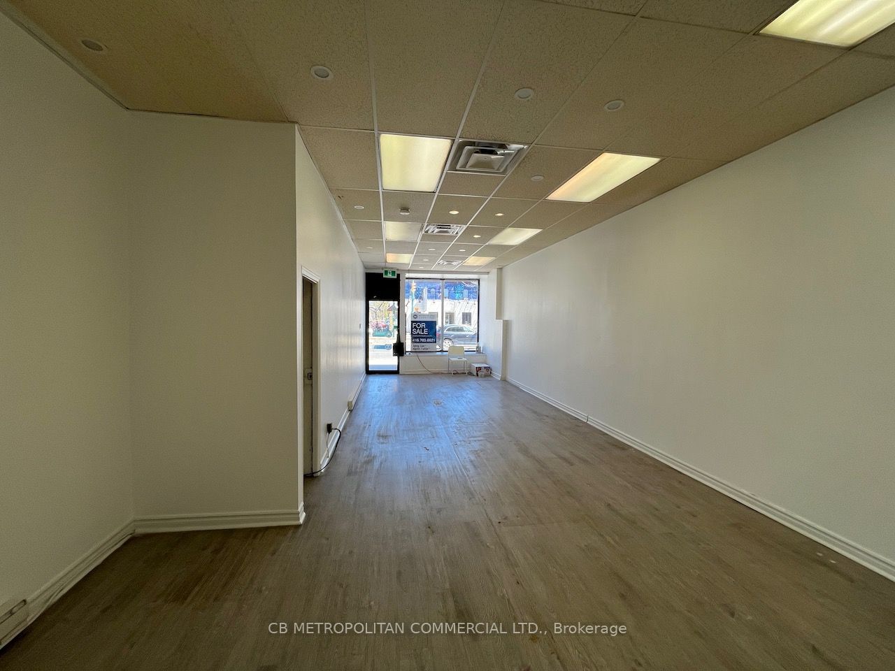 402 Spadina Avenue Property Photo 3