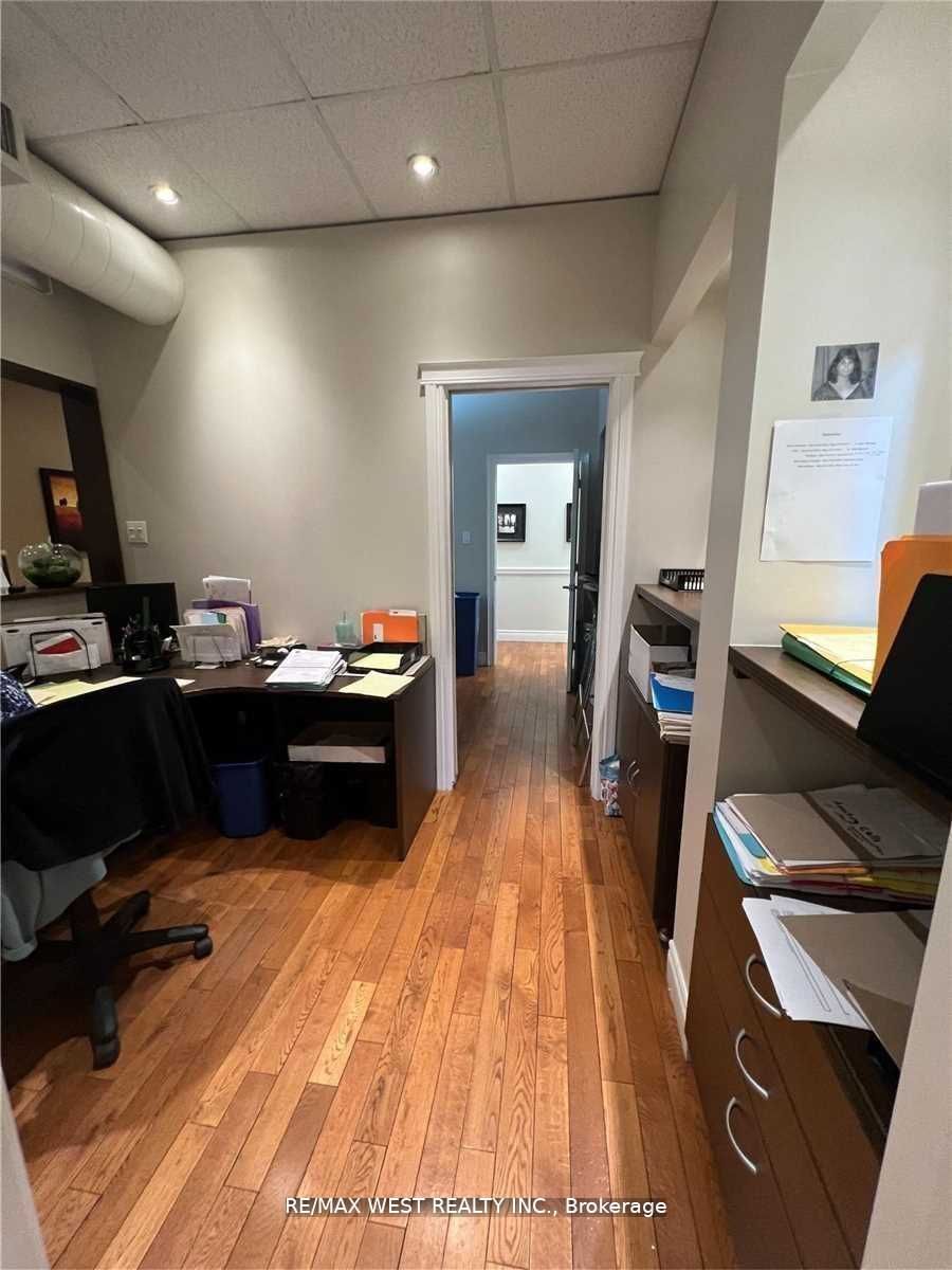 #16 - 1170 Dundas Street Property Photo 4