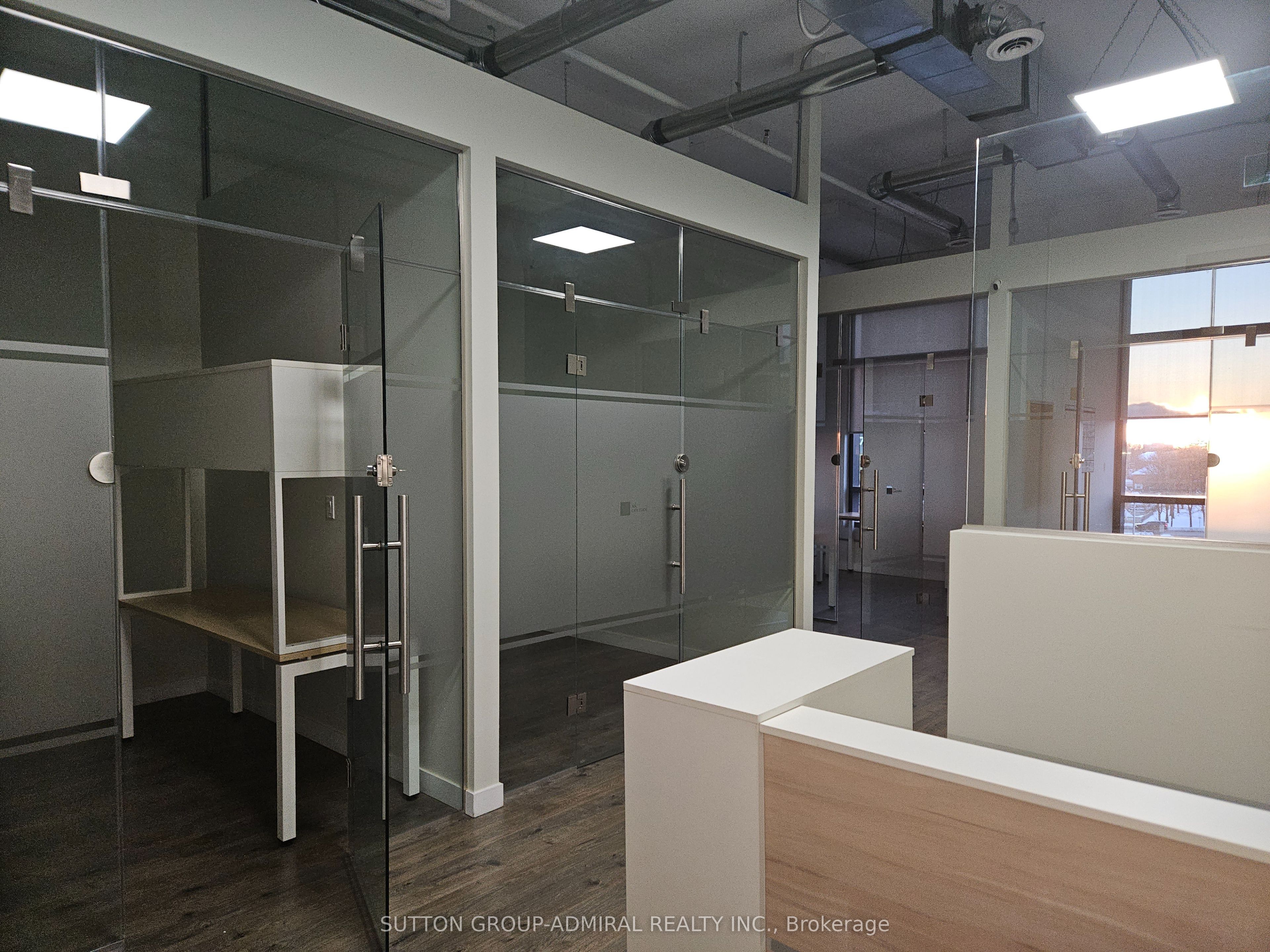 #4n - 4773 Yonge Street Property Photo 5