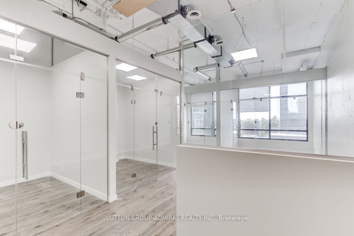 #4n - 4773 Yonge Street Property Photo 8