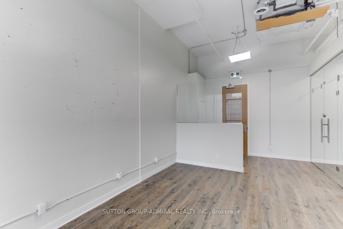 #4n - 4773 Yonge Street Property Photo 12
