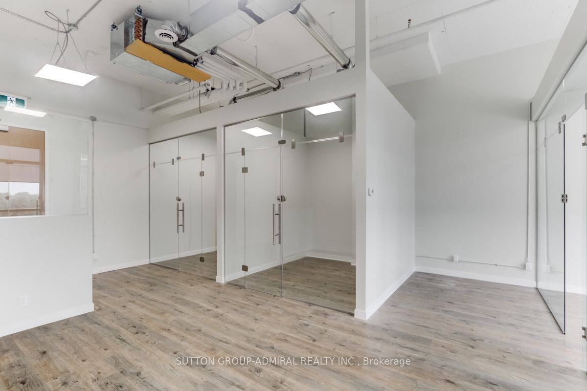 #4n - 4773 Yonge Street Property Photo 14