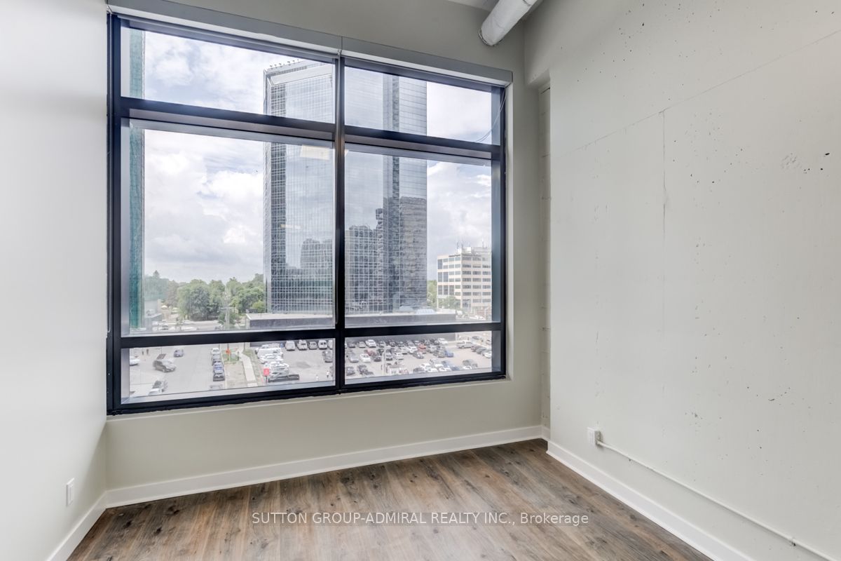 #4n - 4773 Yonge Street Property Photo 17