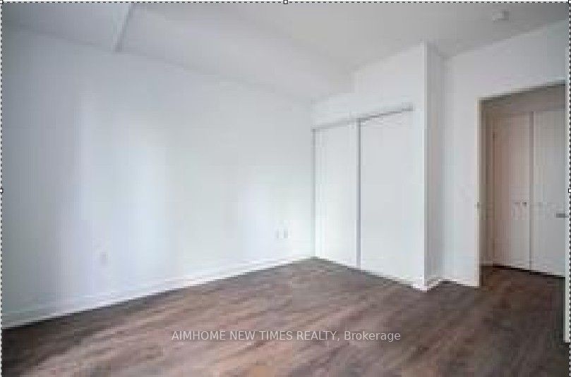 #808 - 115 Blue Jays Way Property Photo 2