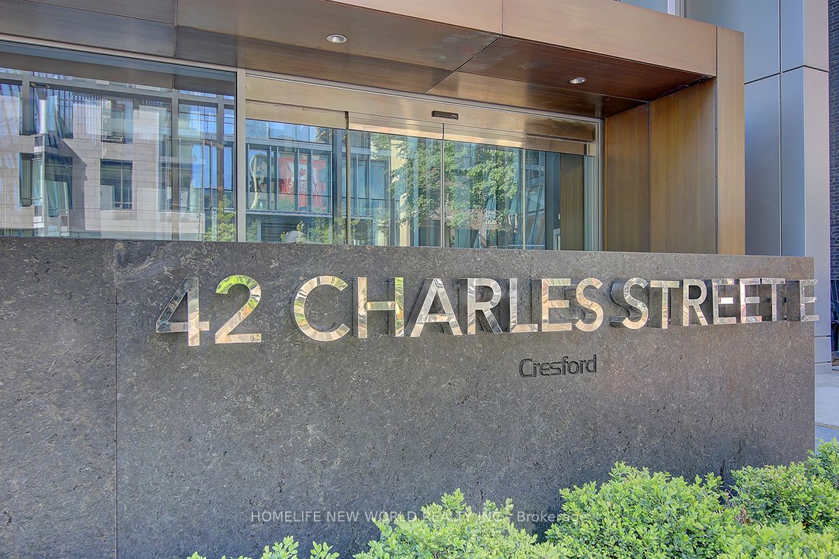#809 - 42 Charles Street Property Photo 3