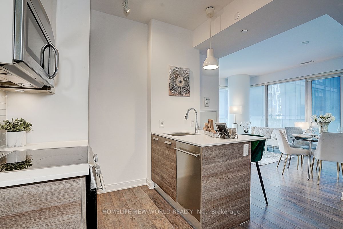 #809 - 42 Charles Street Property Photo 25