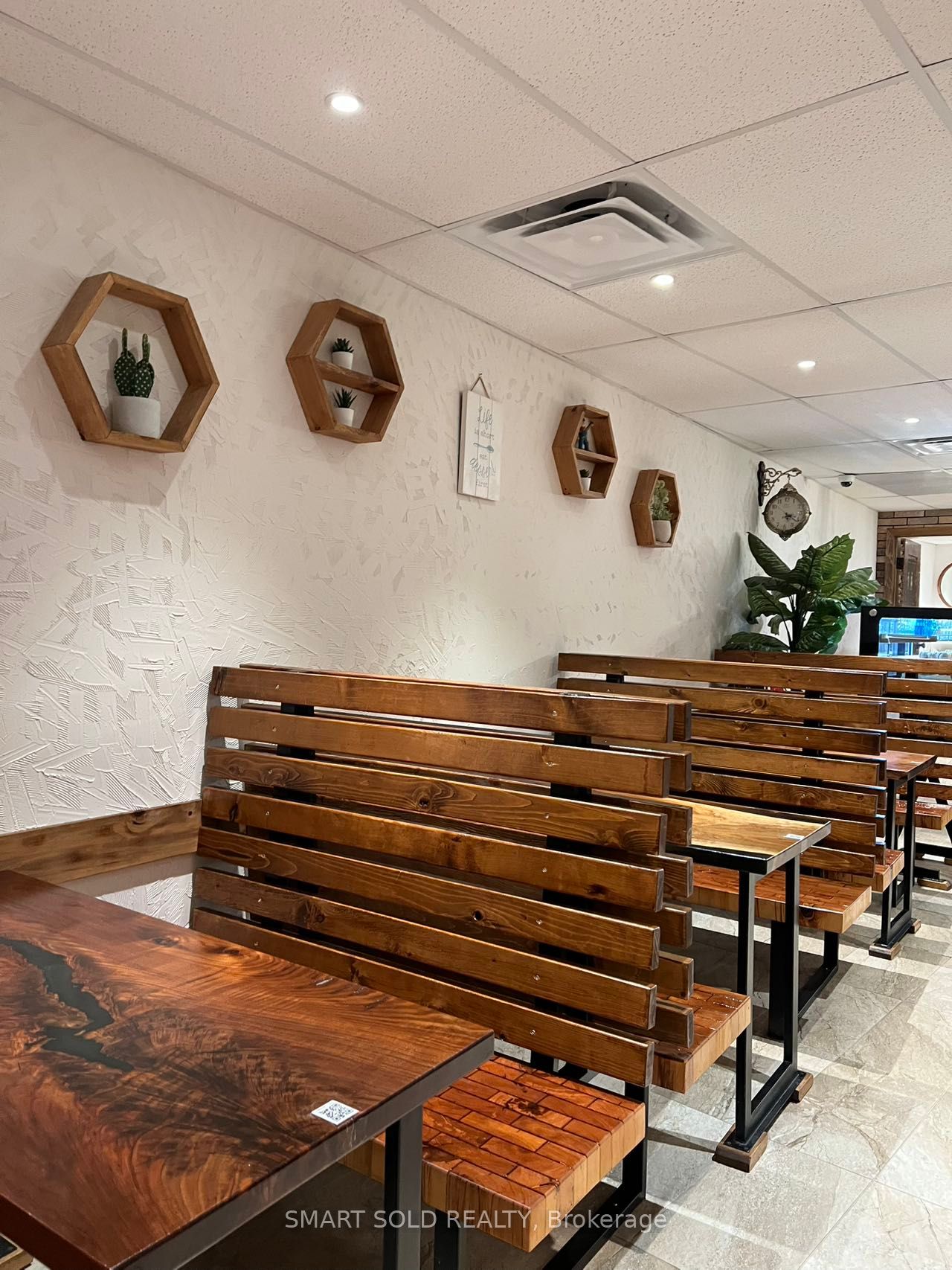 #200 - 5519 Yonge Street Property Photo 3