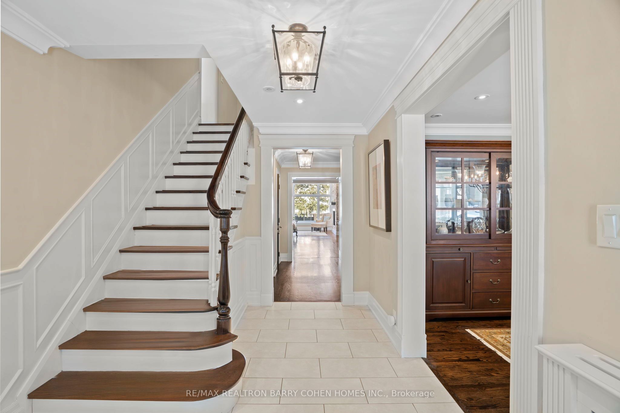 72 Teddington Park Avenue Property Photo 5