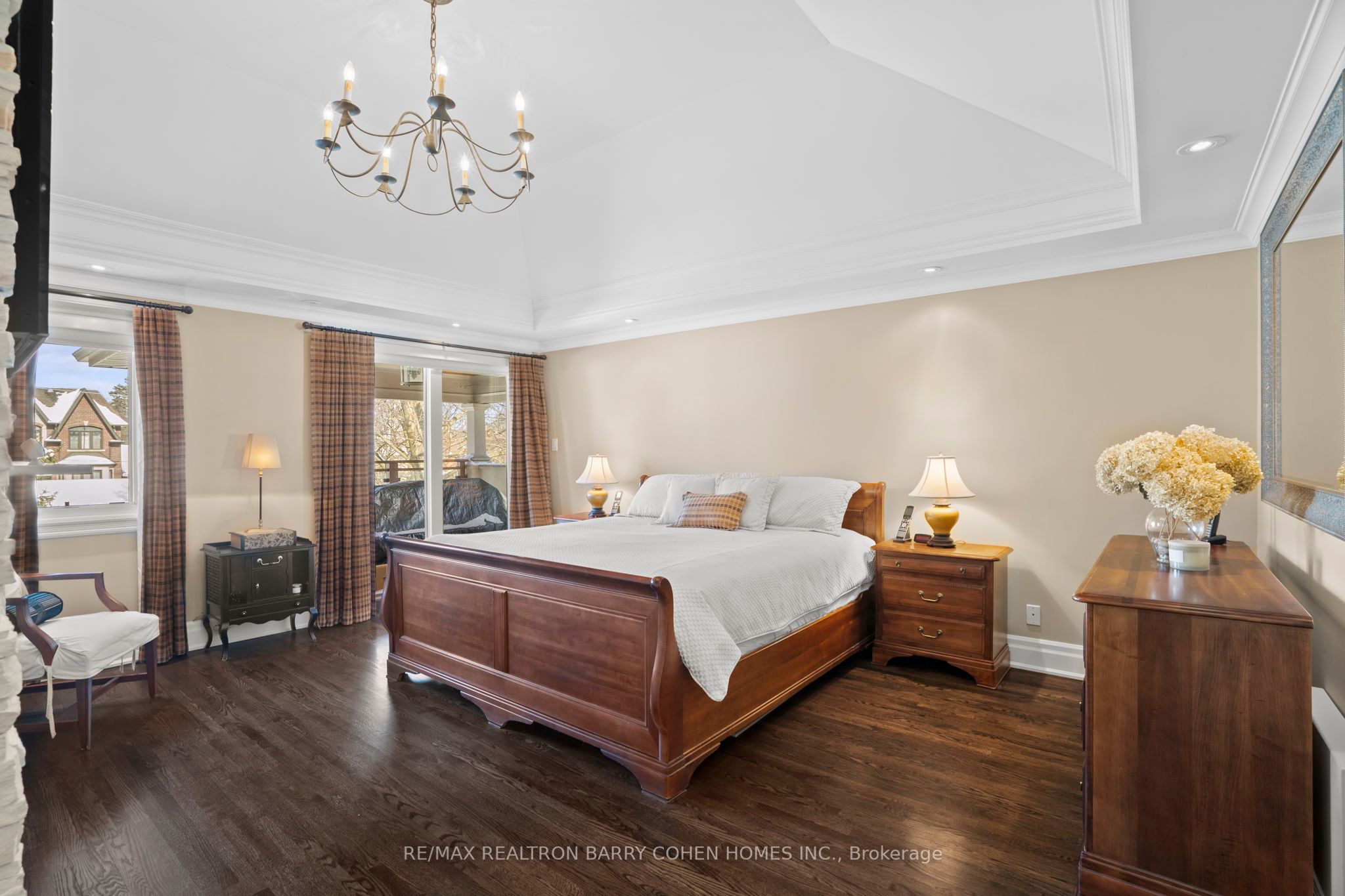 72 Teddington Park Avenue Property Photo 18
